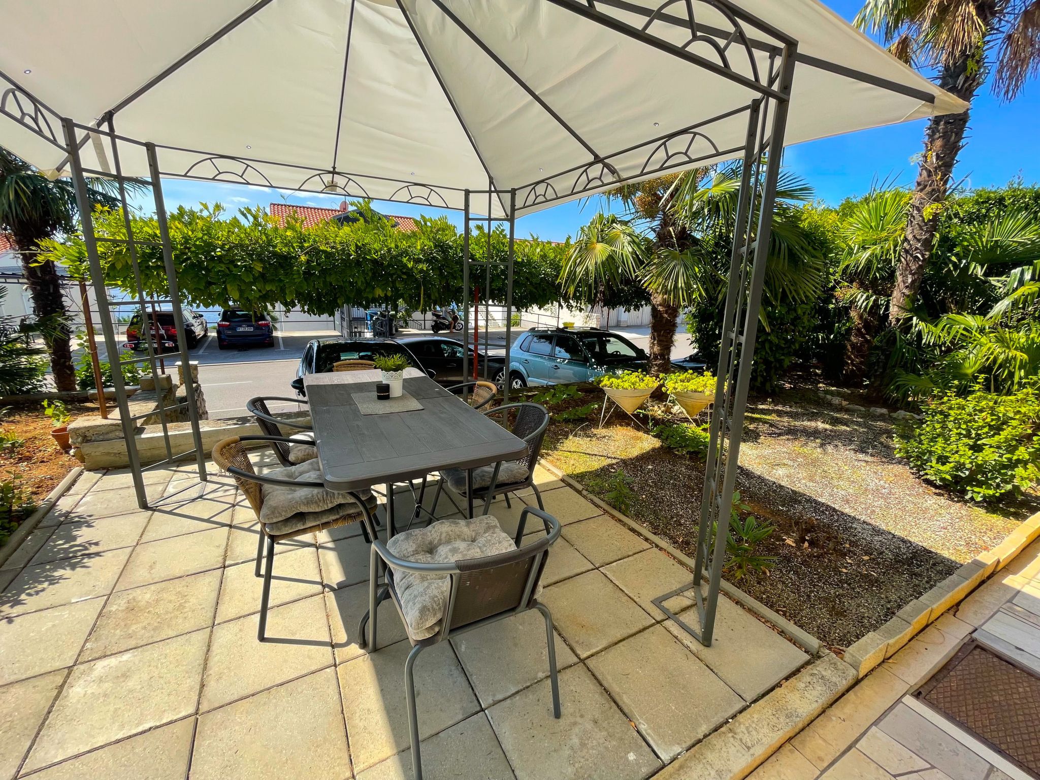 Appartement in Dramalj mit Grill und Terrasse Accommodation in Cirkvenica Riviera