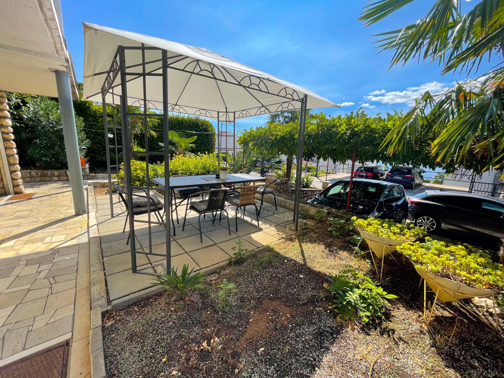 Photo of Appartement in Dramalj mit Grill und Terrasse