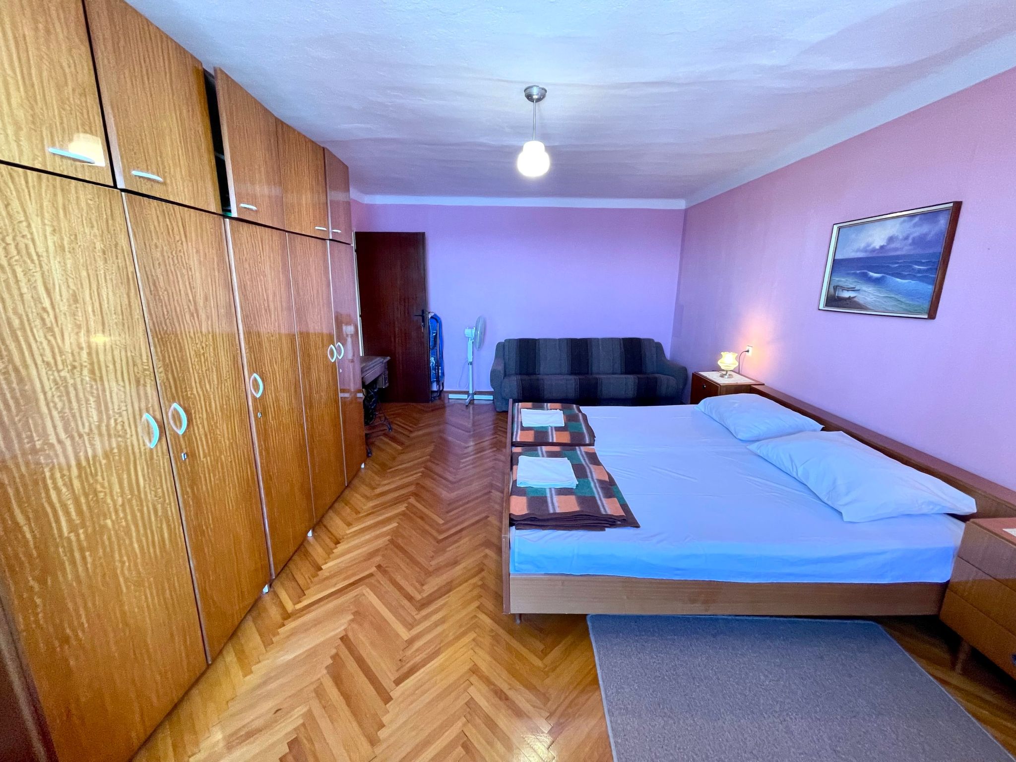 Holliday Haus Luky-Image-tags.info