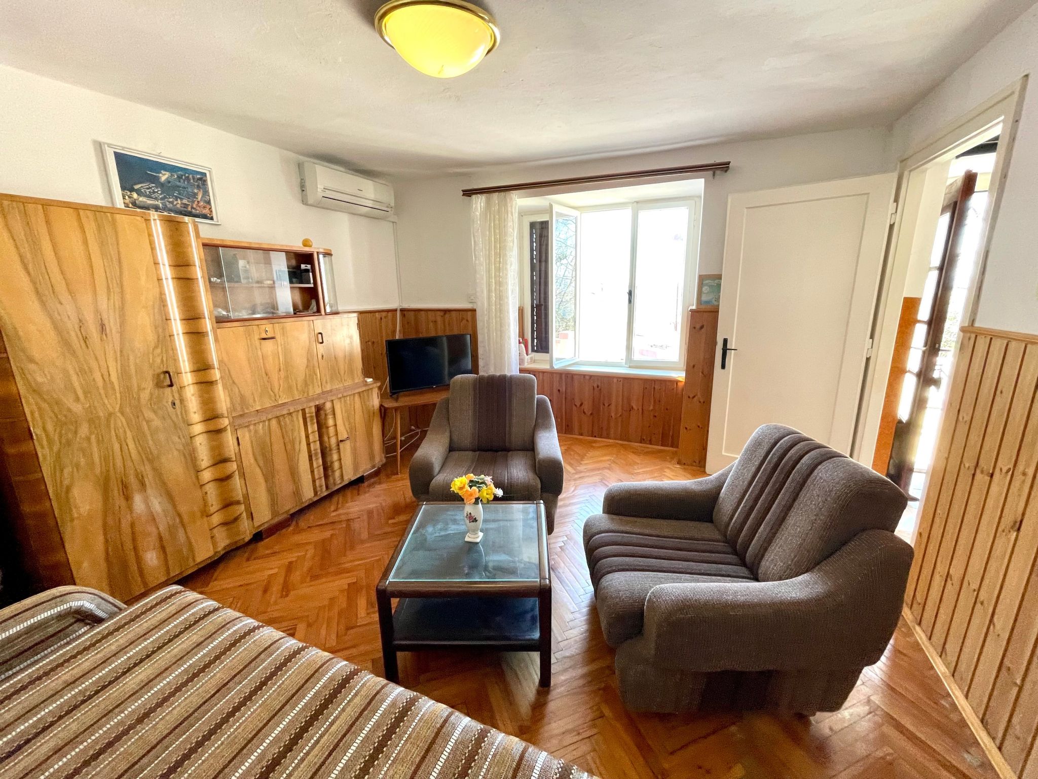 Holliday Haus Luky-Image-tags.info