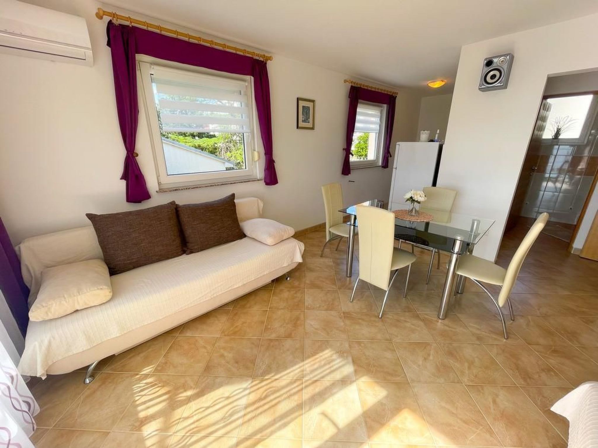 Wohnung in Dramalj mit Möbliertem Balkon-Image-tags.info