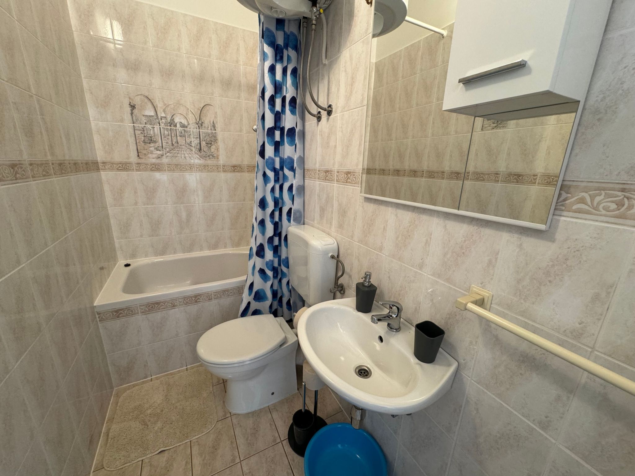 Photo of HR3303.774.1