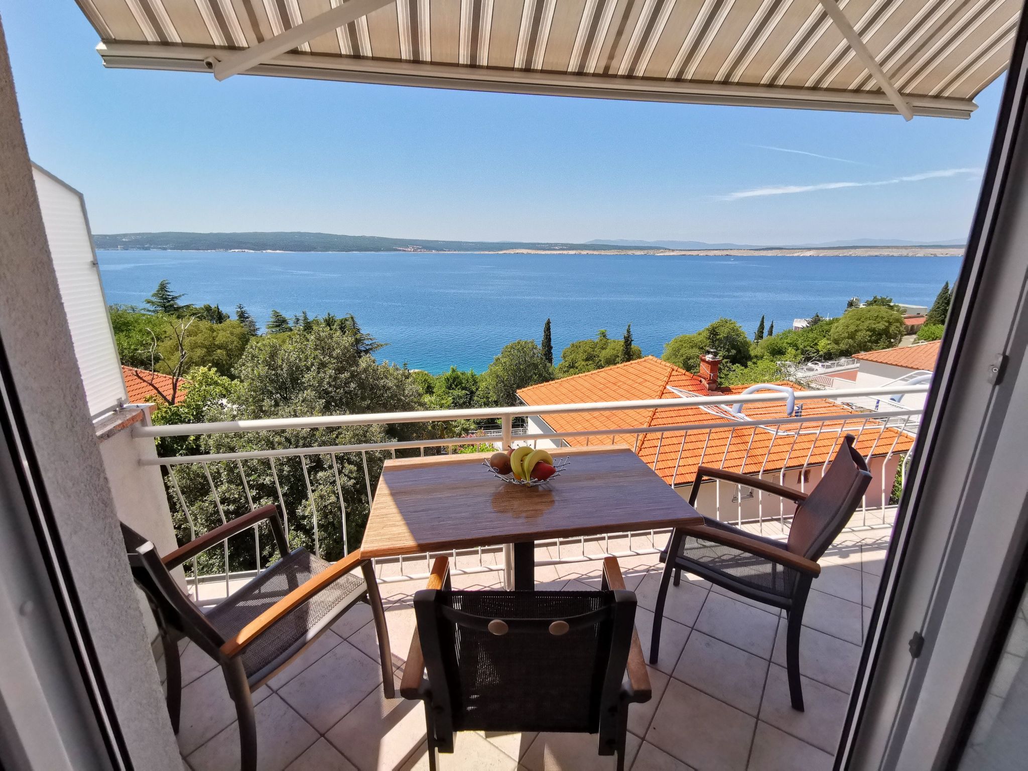 Photo of Wohnung mit Panoramablick aufs Meer