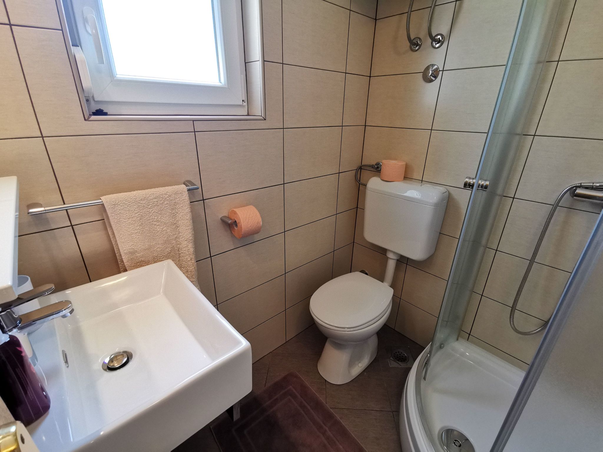 Photo of Wohnung mit Meerblick, 100m vom Strand entfernt