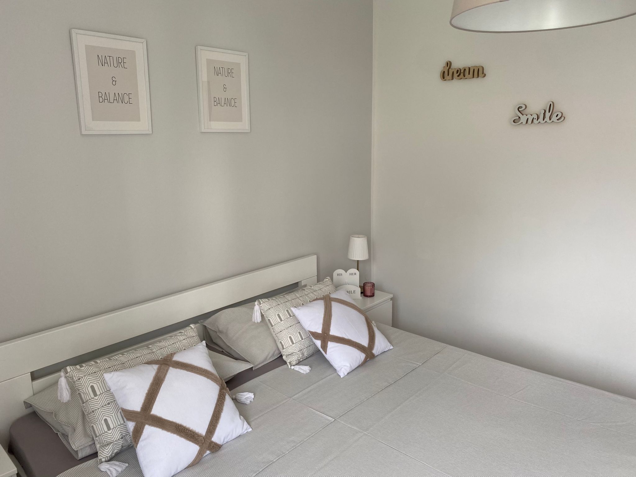 Photo of Moderne Wohnung mit Grillplatz auf dem Balkon