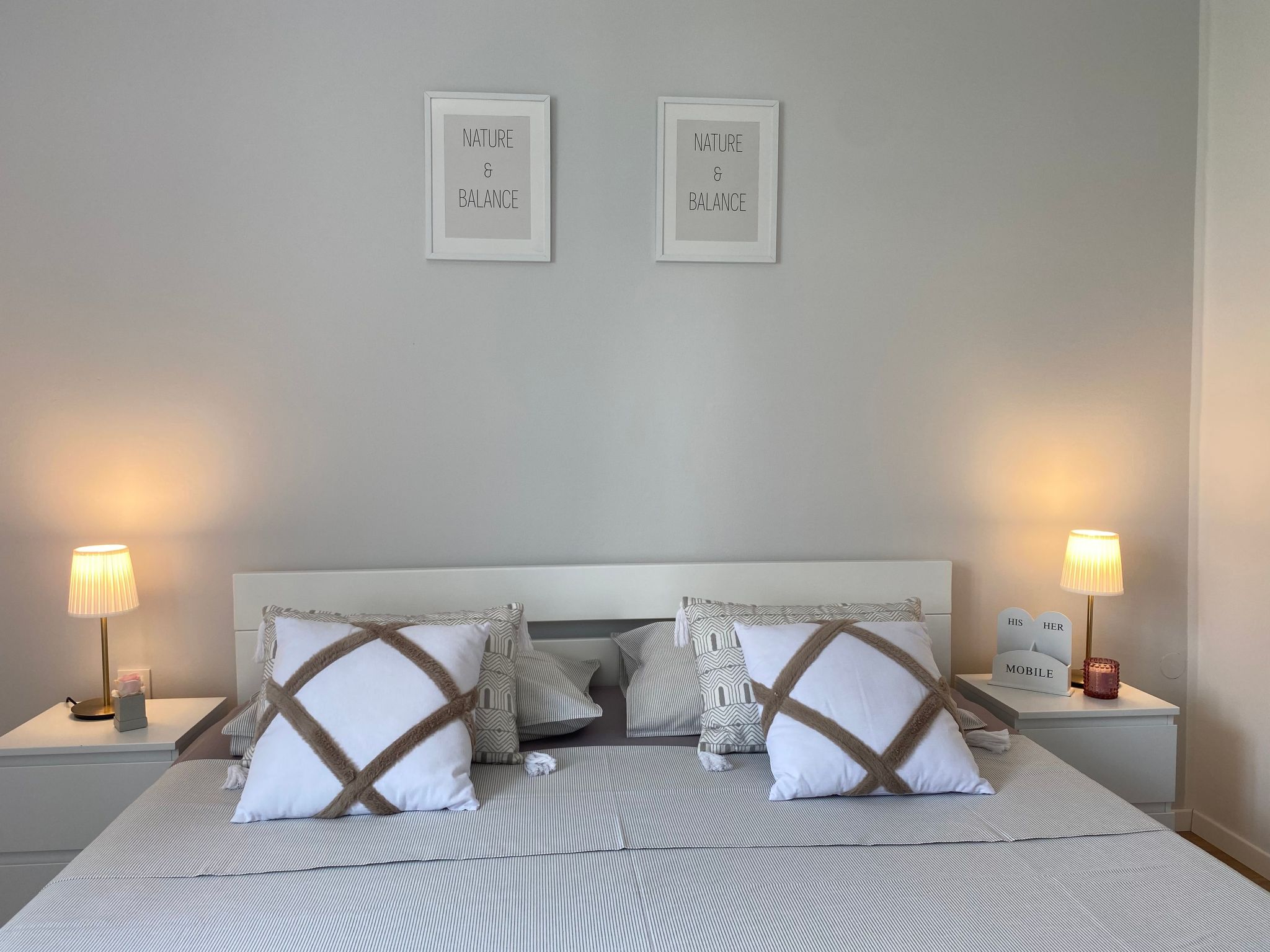 Photo of Moderne Wohnung mit Grillplatz auf dem Balkon