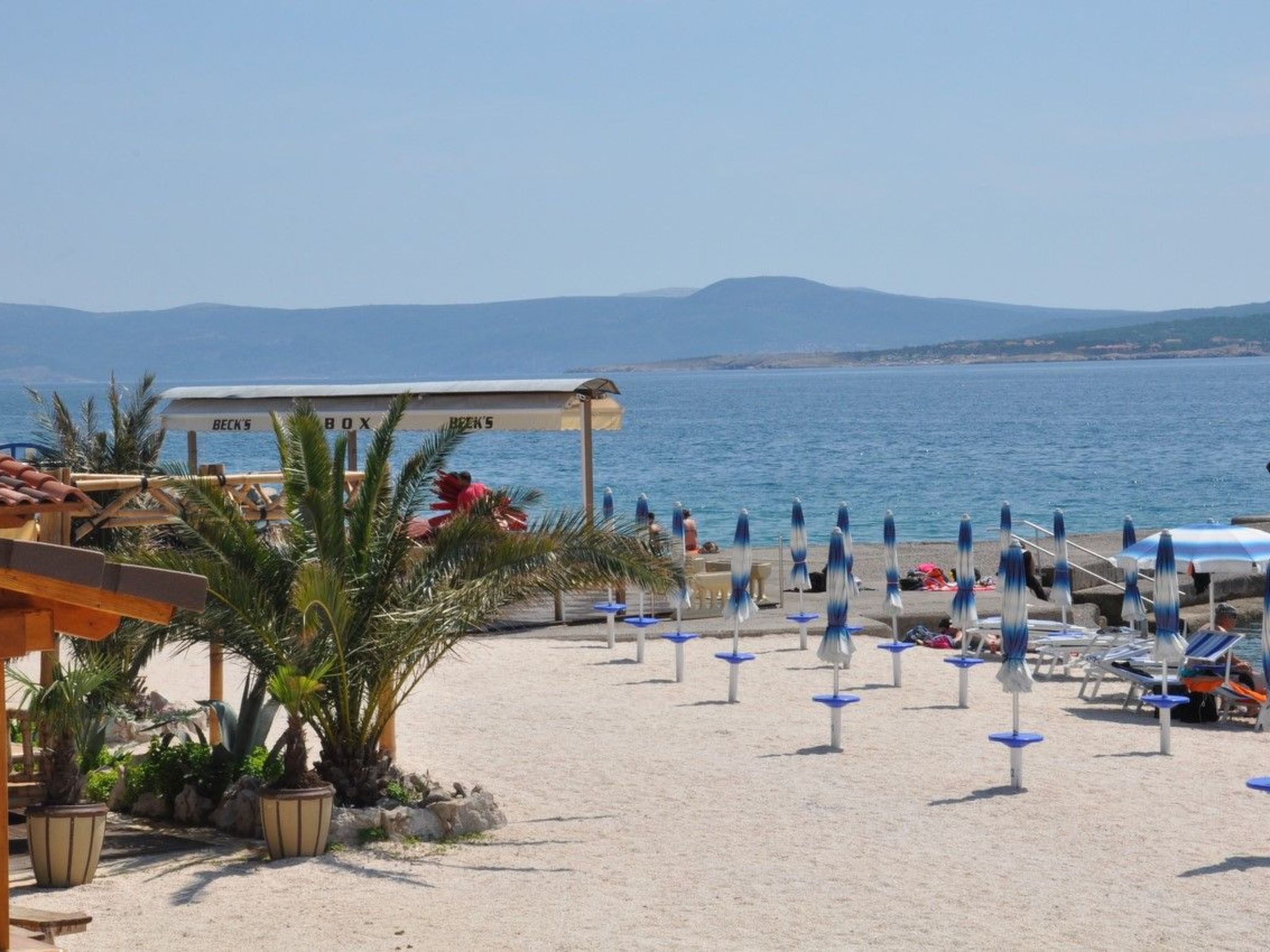 Photo of Moderne Wohnung mit Grillplatz auf dem Balkon
