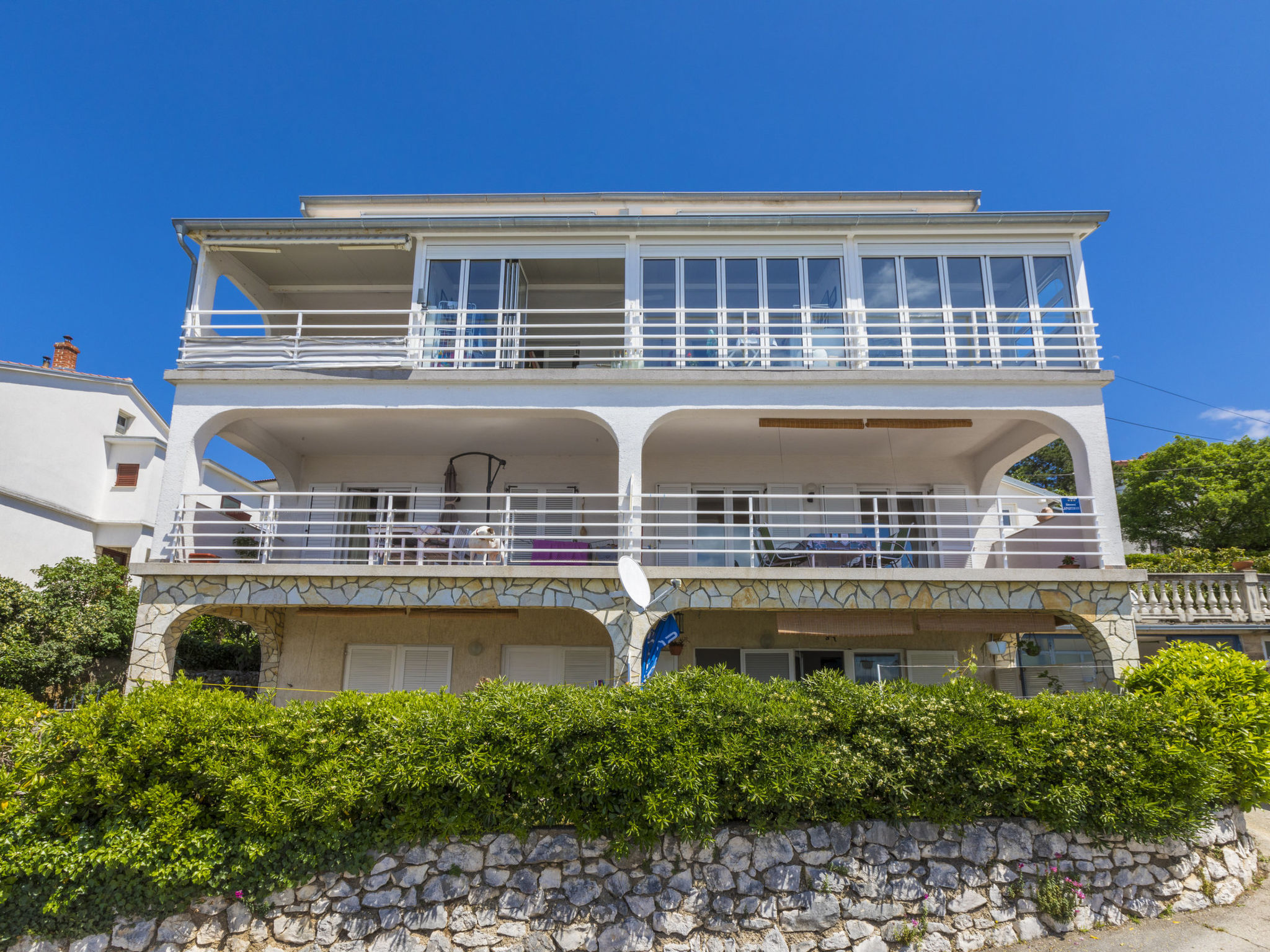 Photo of AZALEA 2 / HR-05634-02