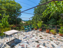 Sfeervol appartement met zeezicht en tuin op 600m van de Kvarnerbaai - thumbnail 3