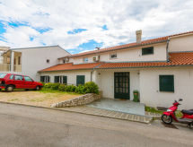 Appartement ERO 1: sfeervol vakantiehuis met zeezicht in Dramalj, Kvarner baai - thumbnail 1