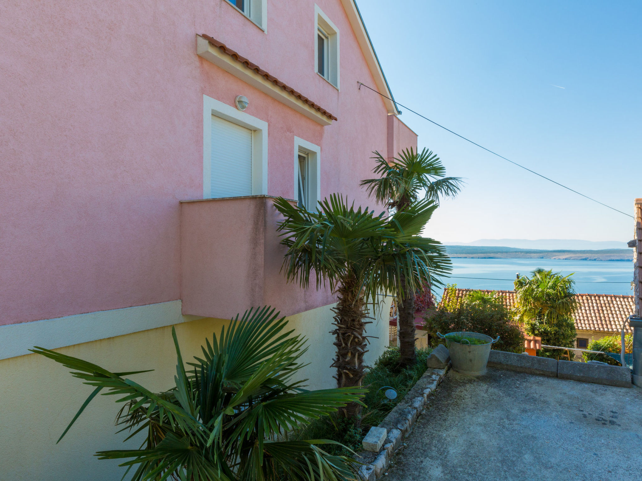 Photo of LJILJANA / HR-05741-01