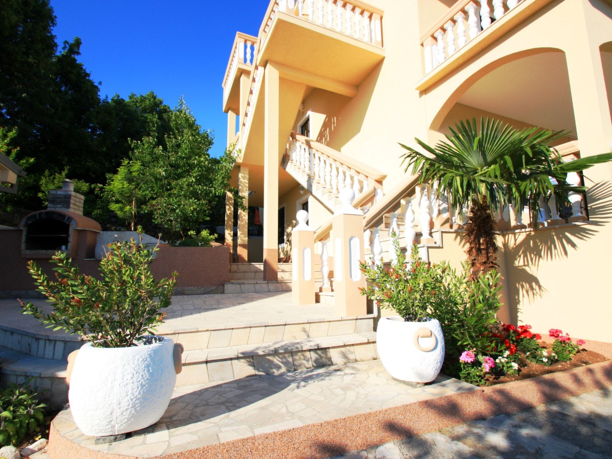 Photo of PAVICA 5 / HR-02417-05