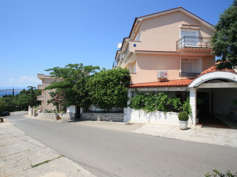 Zeezicht en luxe whirlpool in appartement in Crikvenica/Dramalj in Dramalj