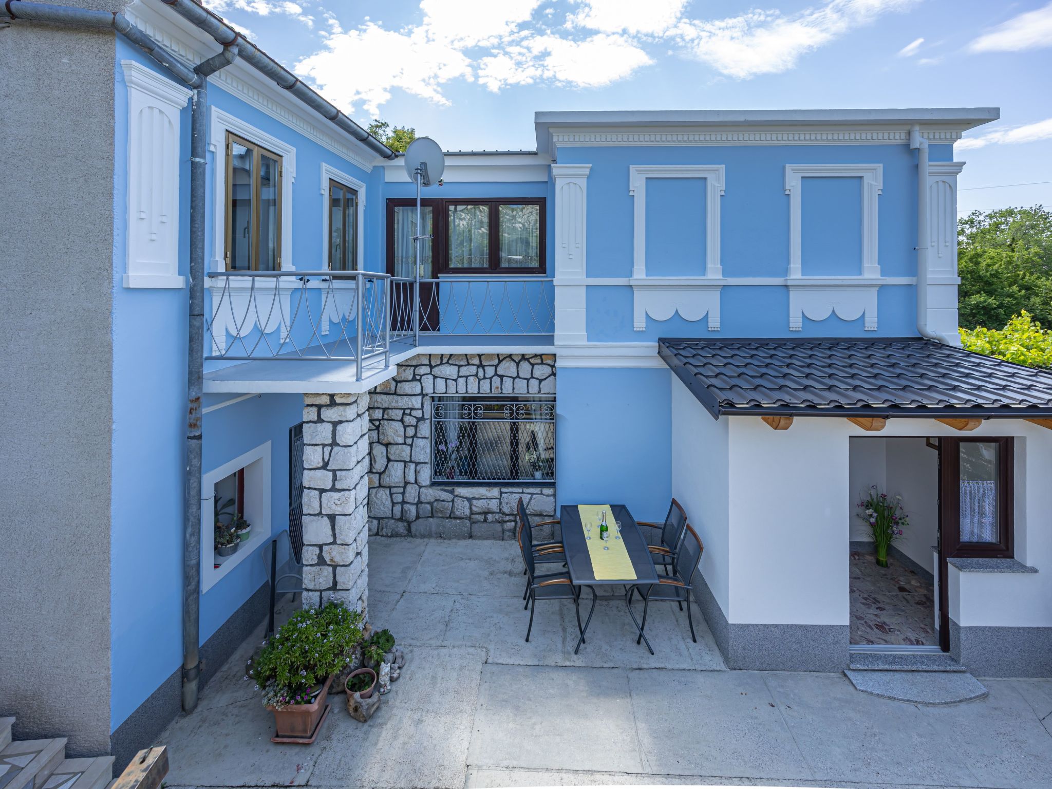 Haus in Grizane Villa in Cirkvenica Riviera
