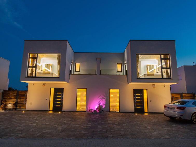 Zeezicht en ruimte in vakantiehuis Villas de Shery 1 in Crikvenica in Crikvenica/Barci