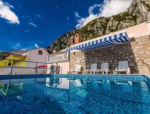 Modern Wellness Poolhouse voor 8 personen nabij Crikvenica - thumbnail 3