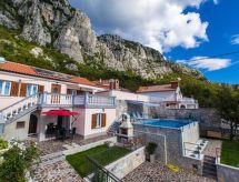 Modern Wellness Poolhouse voor 8 personen nabij Crikvenica - thumbnail 1