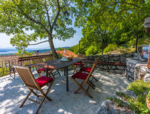 Vrijstaande villa met privézwembad en weids uitzicht op zee bij Crikvenica - thumbnail 6