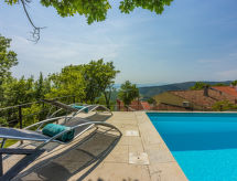 Vrijstaande villa met privézwembad en weids uitzicht op zee bij Crikvenica - thumbnail 5
