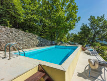 Vrijstaande villa met privézwembad en weids uitzicht op zee bij Crikvenica - thumbnail 3