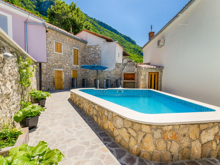 8-persoons vakantiehuis met zeezicht in Crikvenica/Barci · 8 pers. in Crikvenica/Barci