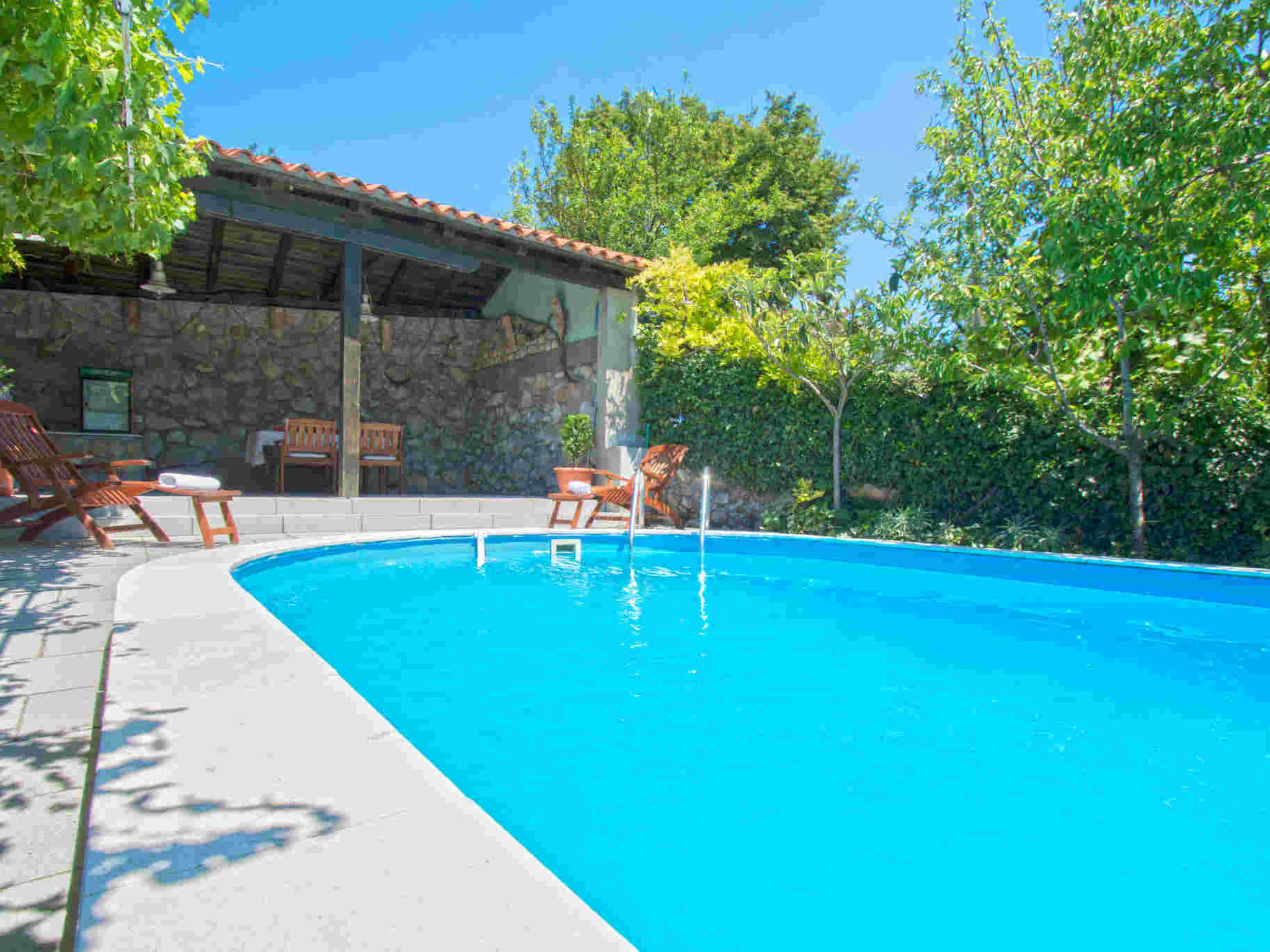 Photo of Kruzic kuca / HR-09573-01