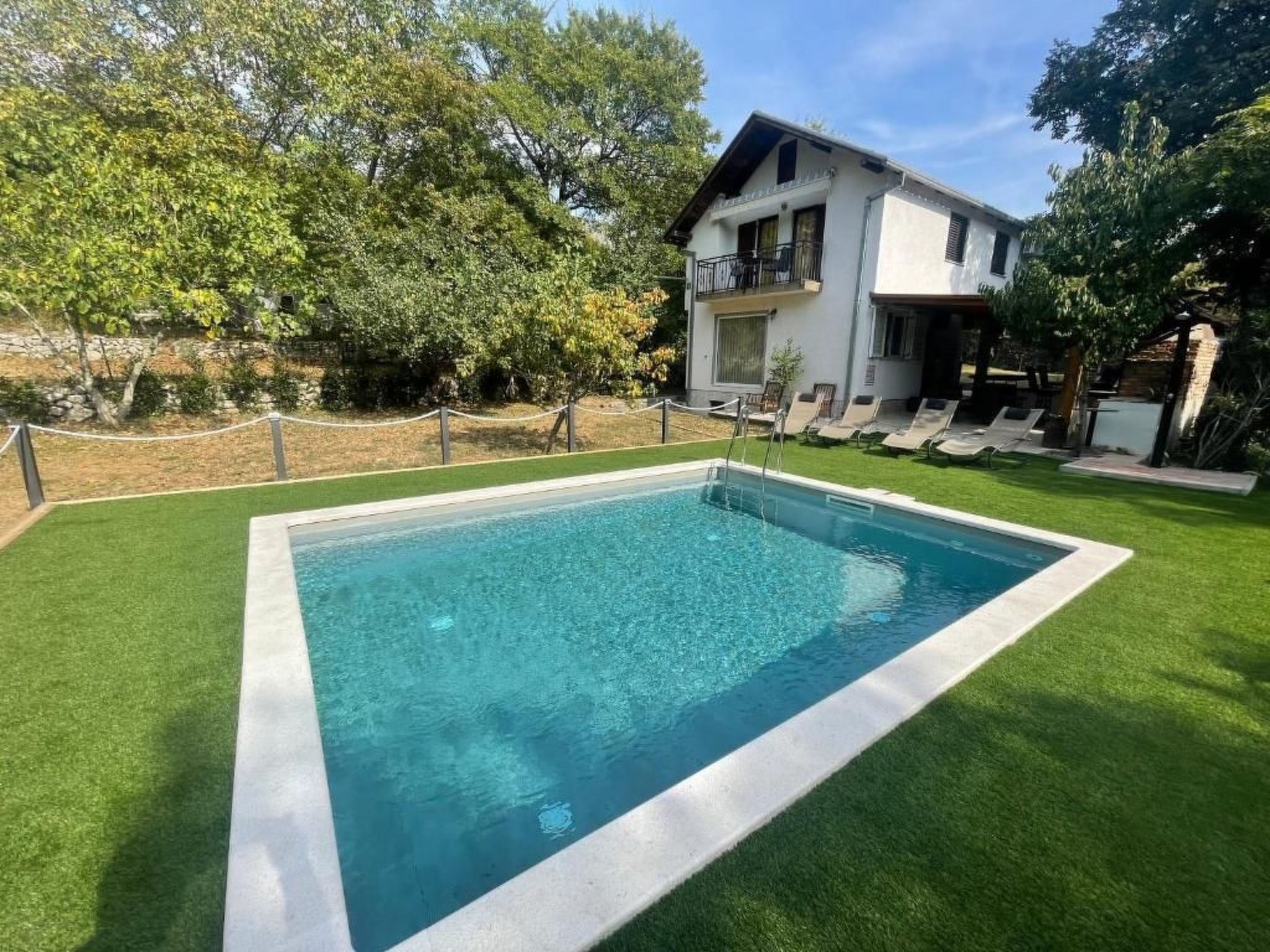 Photo of Wunderschönes Ferienhaus in Grižane mit Privatem Pool