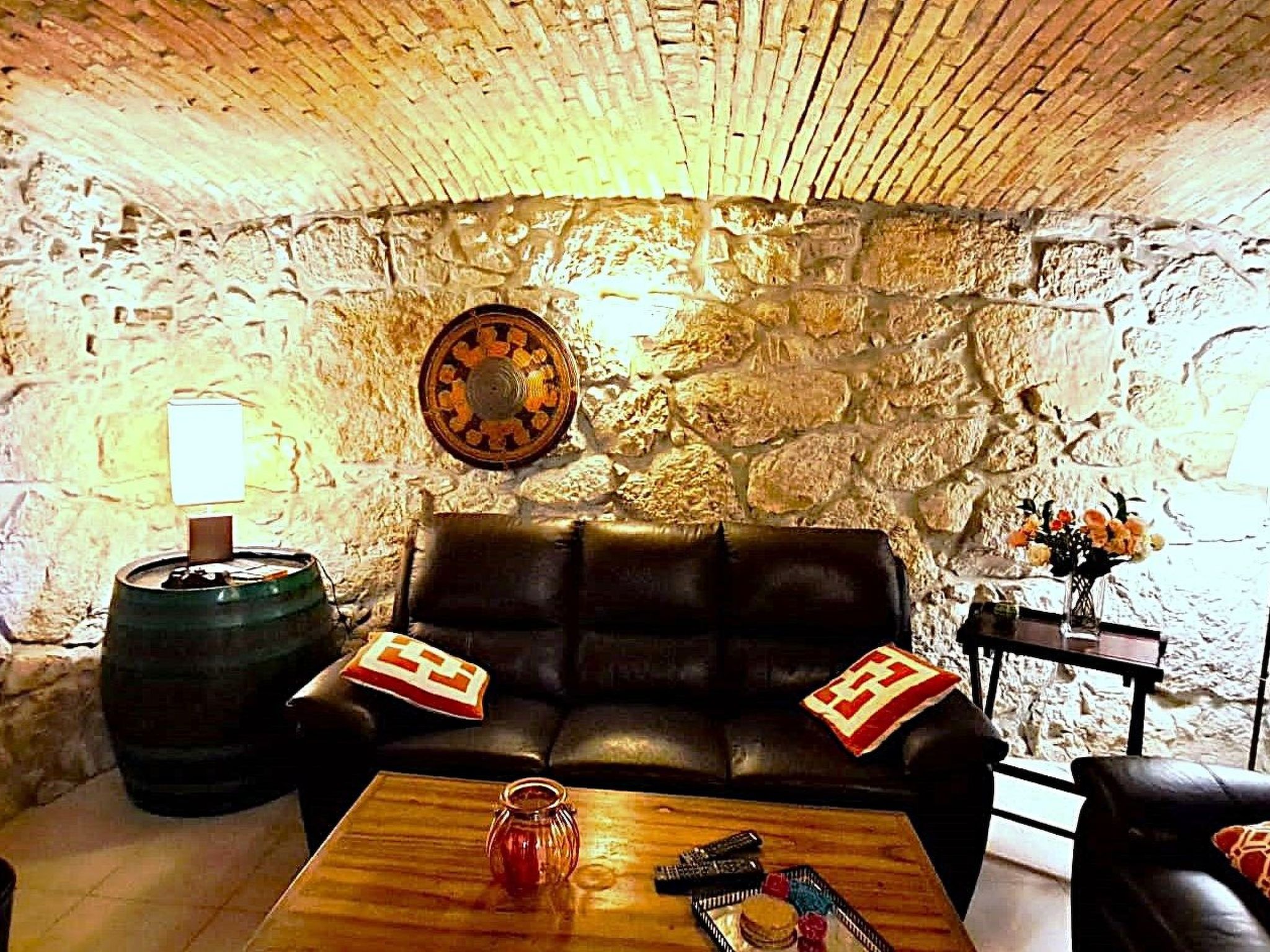 Geräumige Villa mit drei Schlafzimmern und einem ruhigen Garten-Binnen