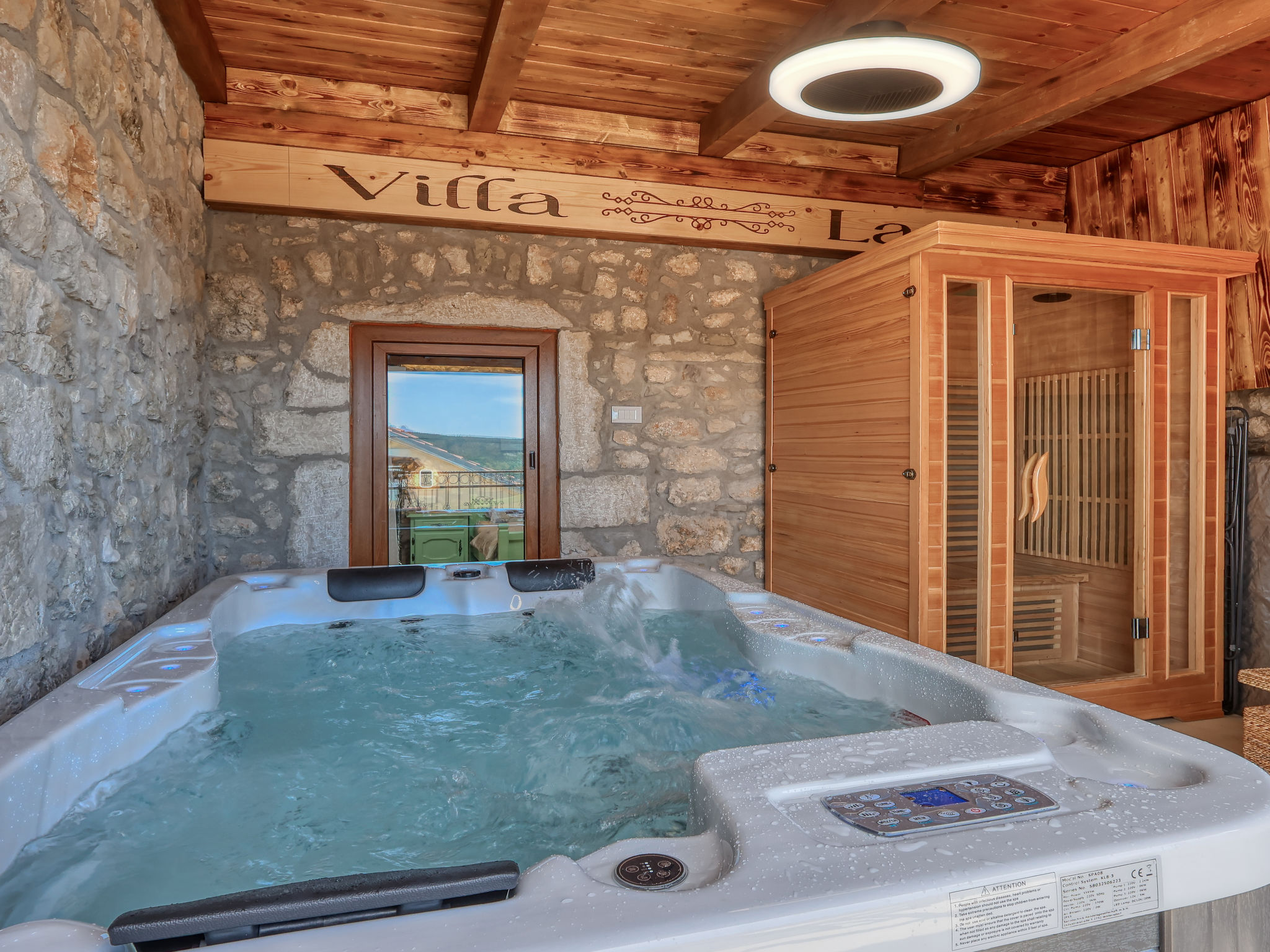 Villa Lara