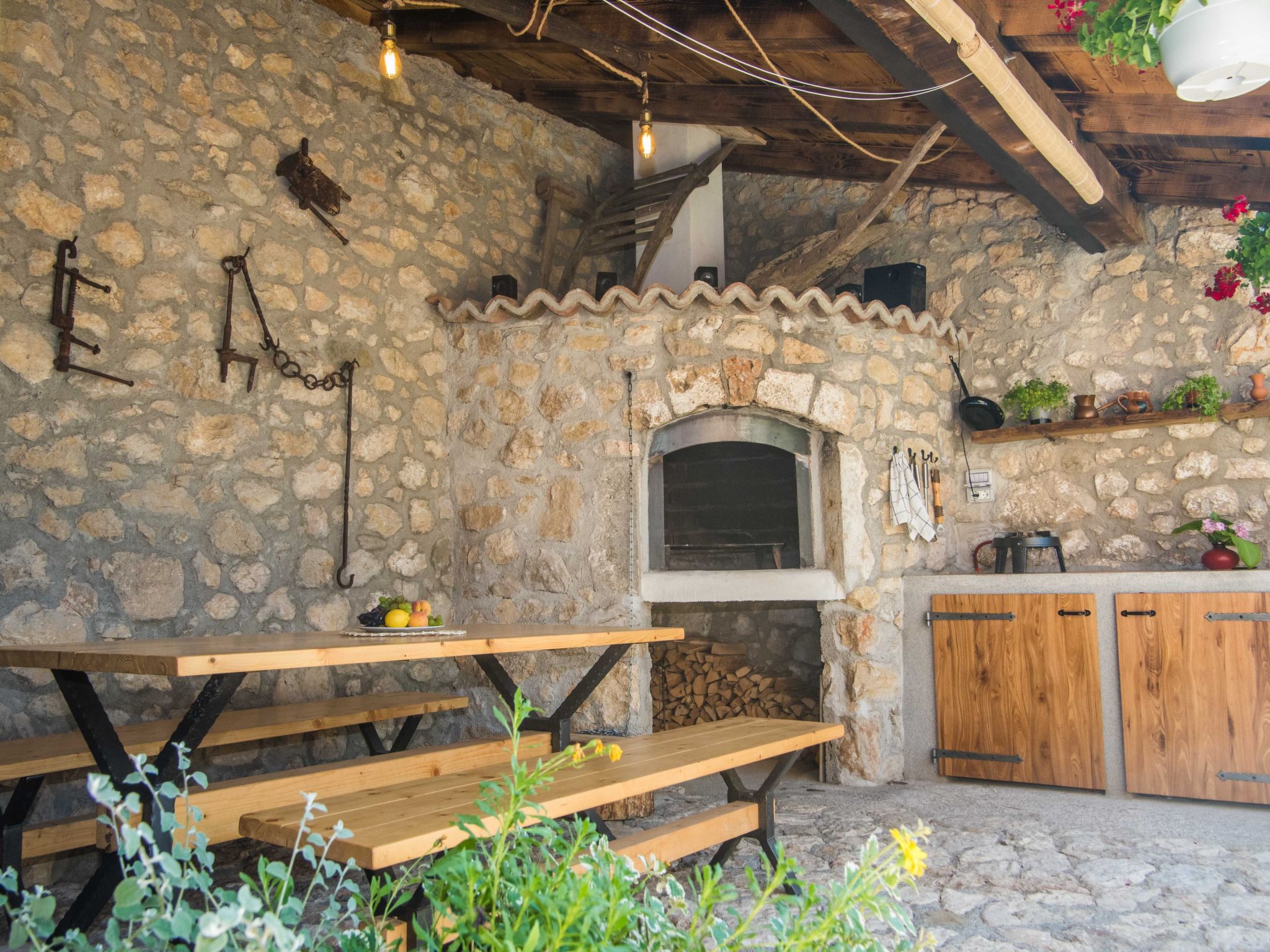 Für 5 Personen und 1 Kind in Tribalj-Image-tags.info