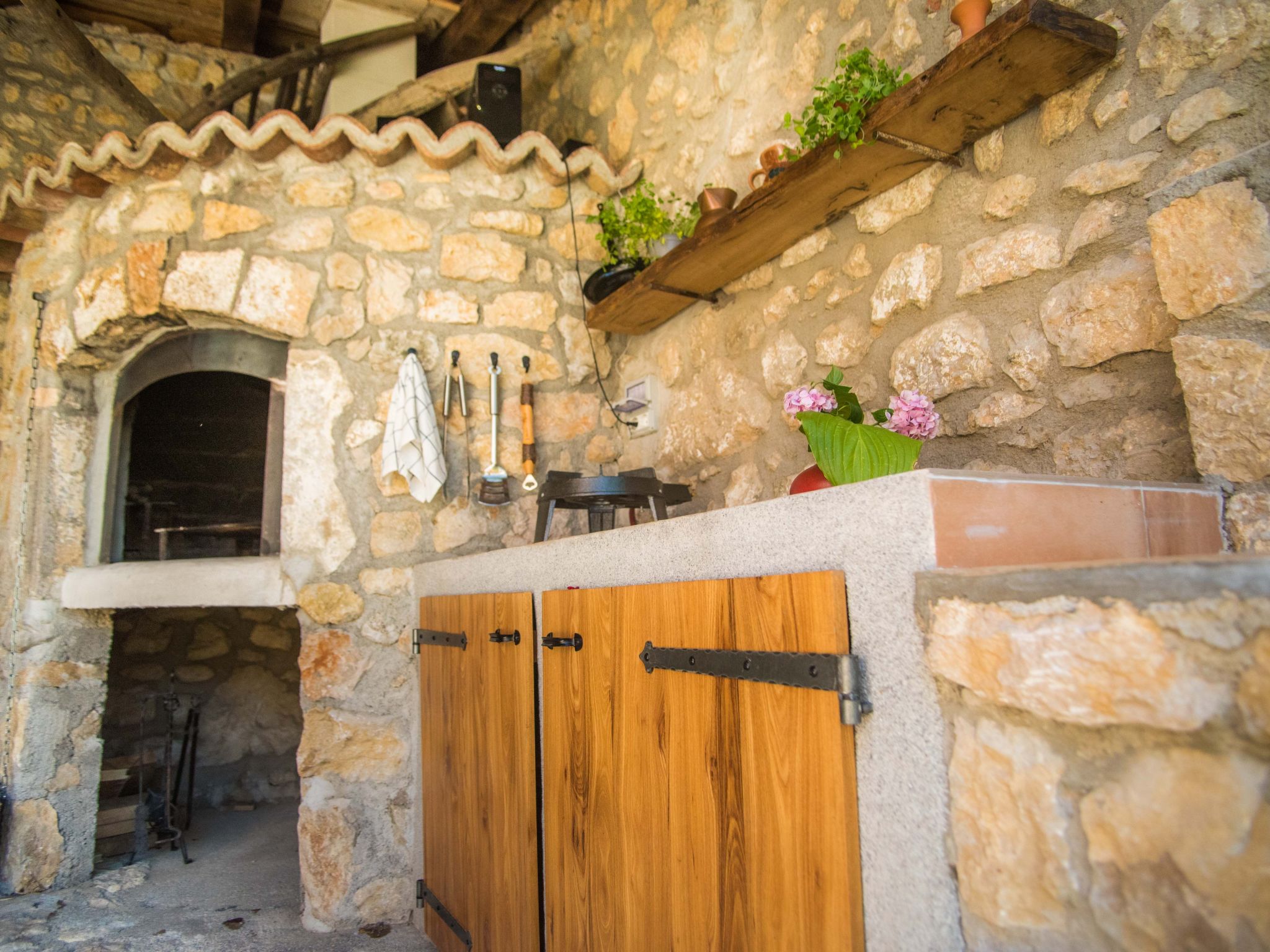 Für 5 Personen und 1 Kind in Tribalj-Image-tags.info