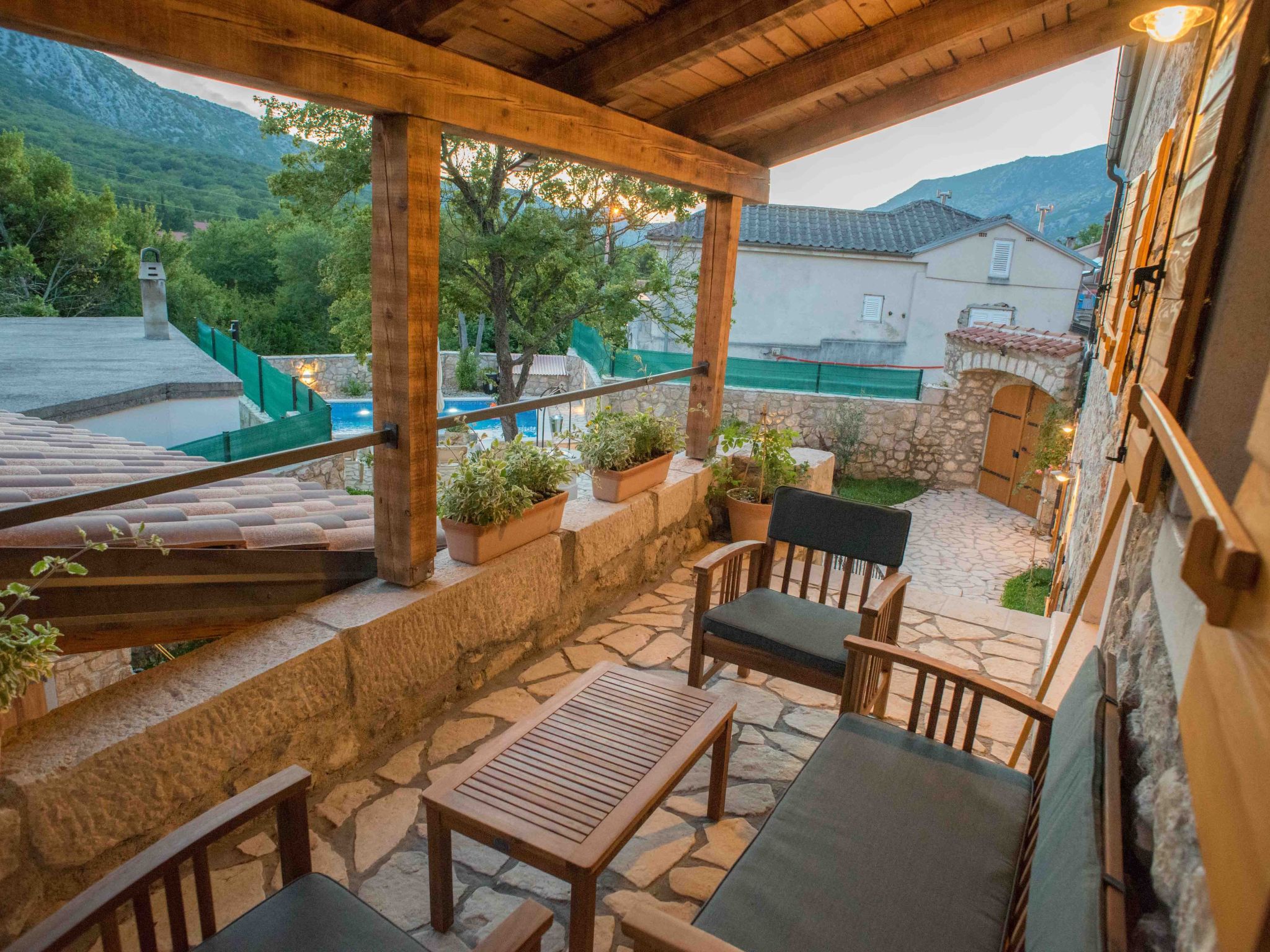 Für 5 Personen und 1 Kind in Tribalj-Image-tags.info