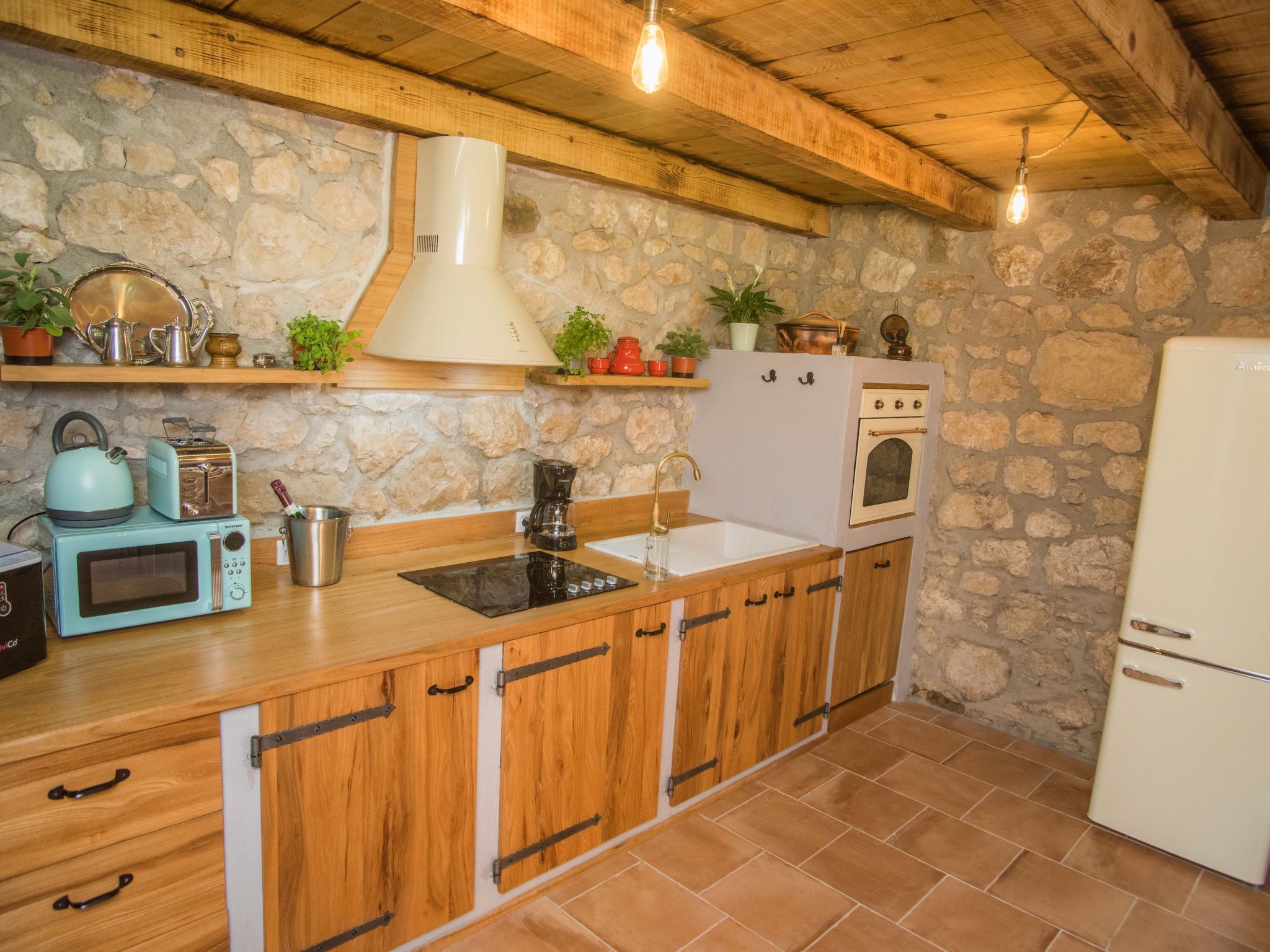 Für 5 Personen und 1 Kind in Tribalj-Image-tags.info