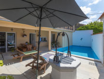 Vrijstaand vakantiehuis met privézwembad en zeezicht nabij Crikvenica - thumbnail 1