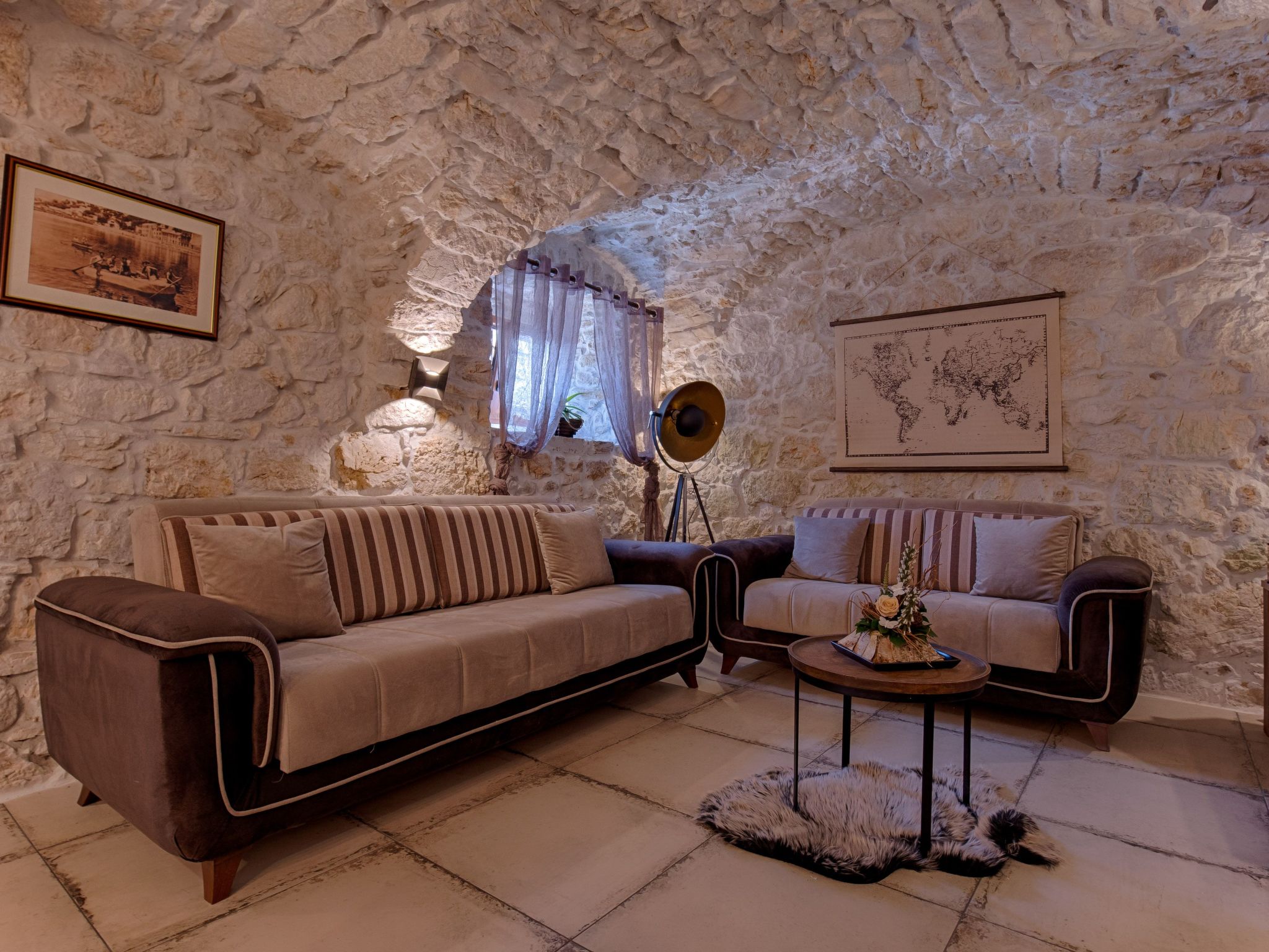 Luxuriöse Steinvilla "Mariva Tribalj" mit Pool-Image-tags.info