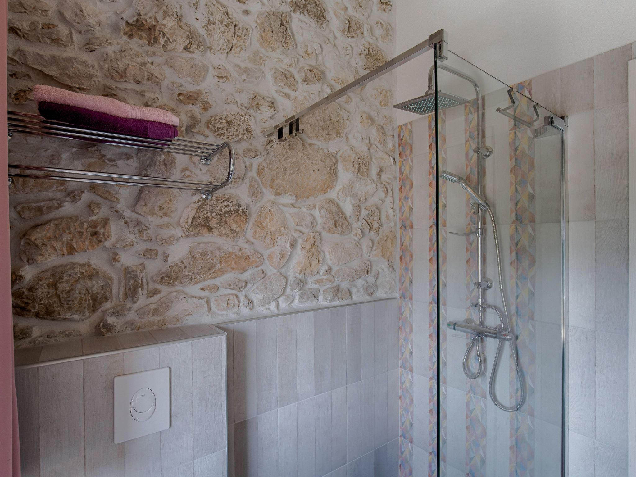 Luxuriöse Steinvilla "Mariva Tribalj" mit Pool-Image-tags.info