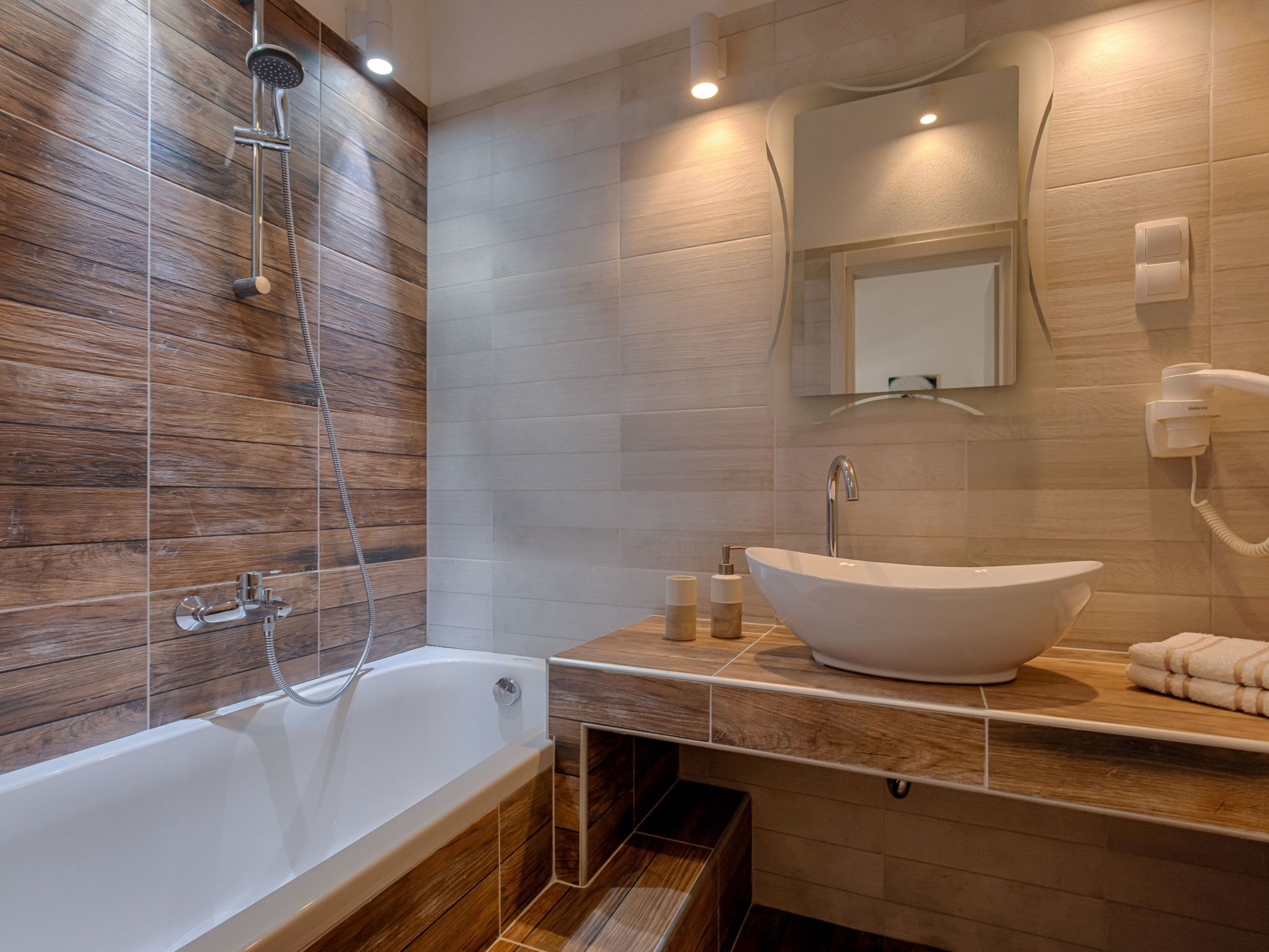 Luxuriöse Steinvilla "Mariva Tribalj" mit Pool-Image-tags.info