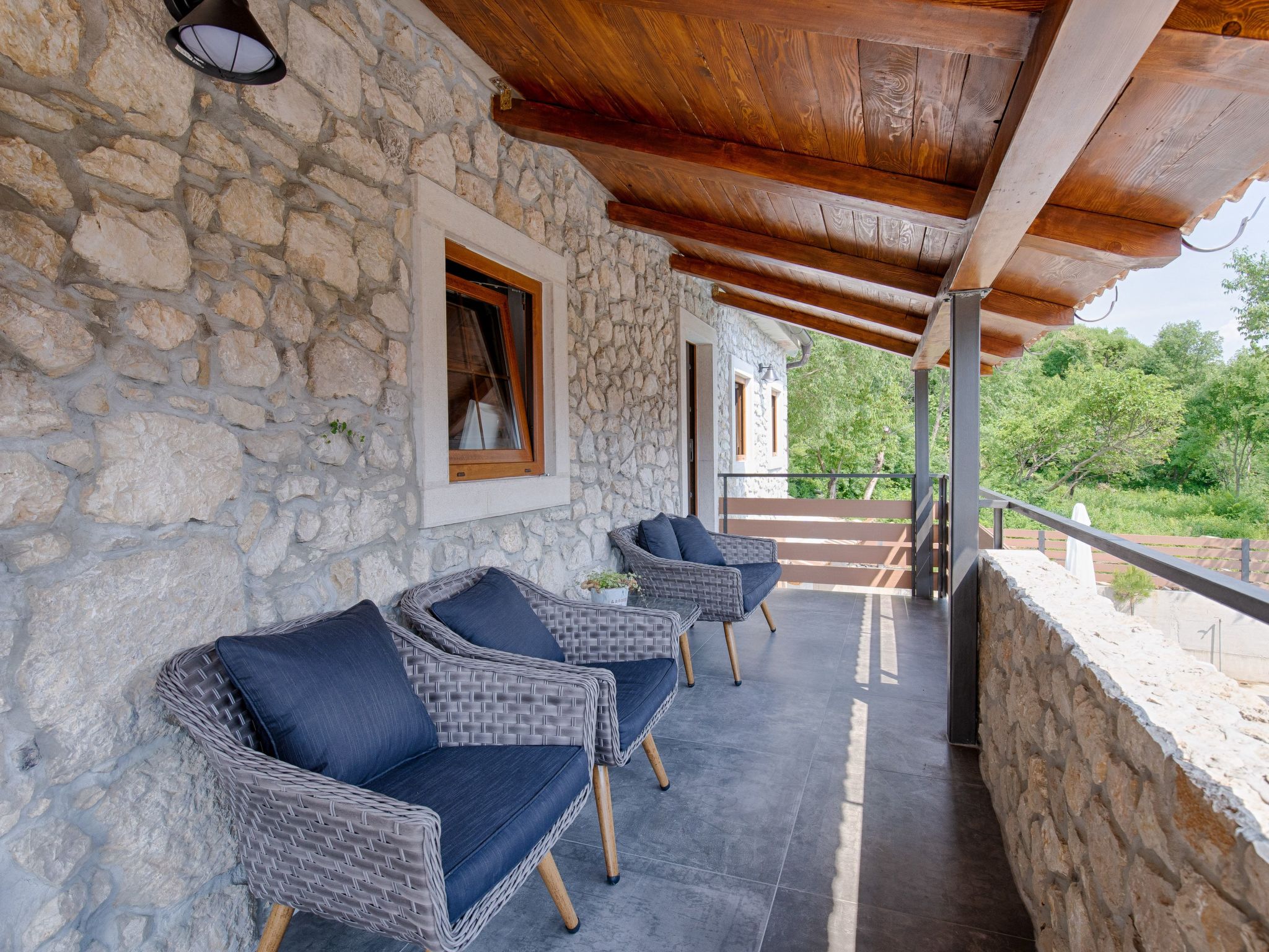 Luxuriöse Steinvilla "Mariva Tribalj" mit Pool-Image-tags.info