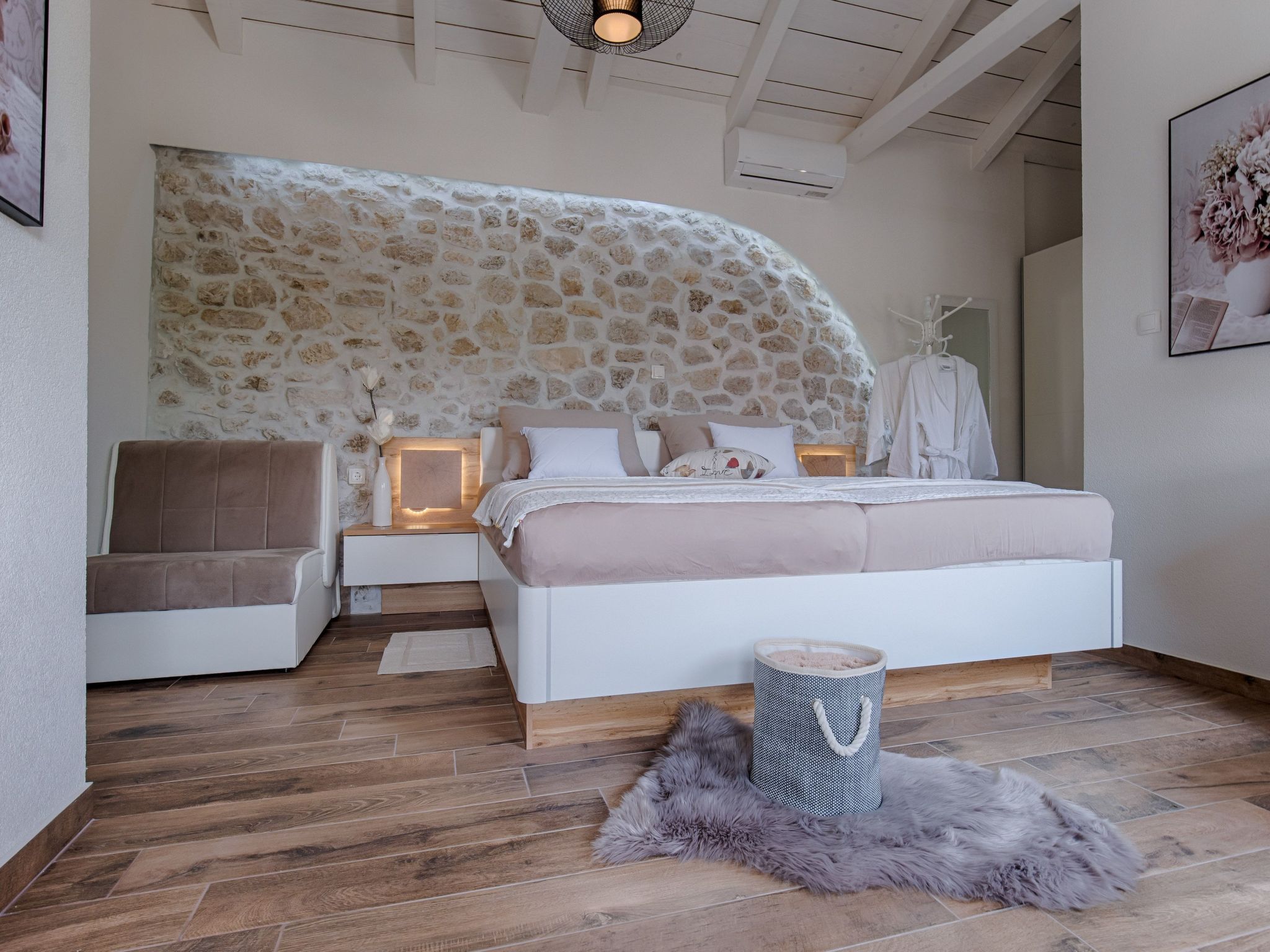 Luxuriöse Steinvilla "Mariva Tribalj" mit Pool-Image-tags.info