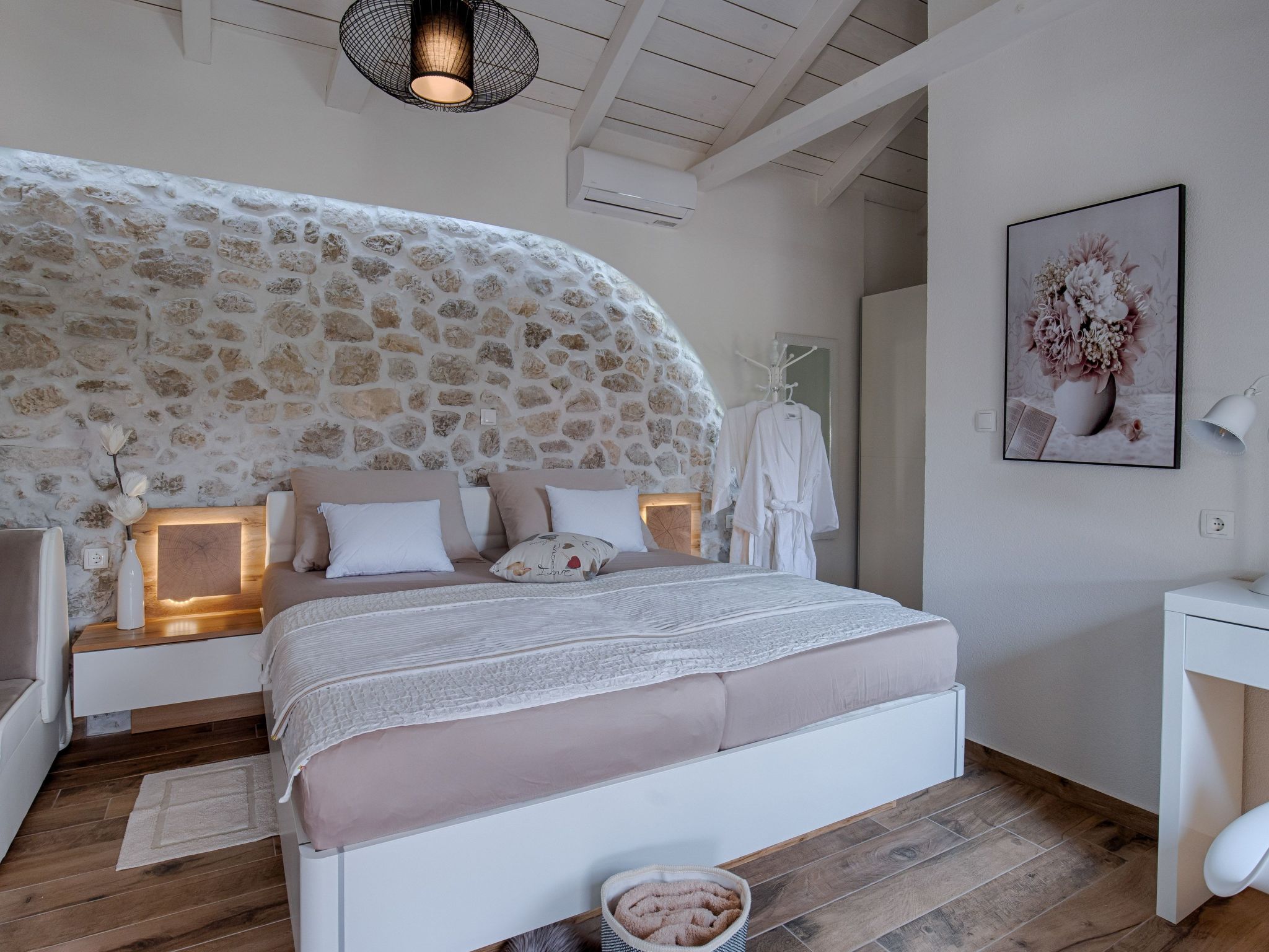 Luxuriöse Steinvilla "Mariva Tribalj" mit Pool-Image-tags.info