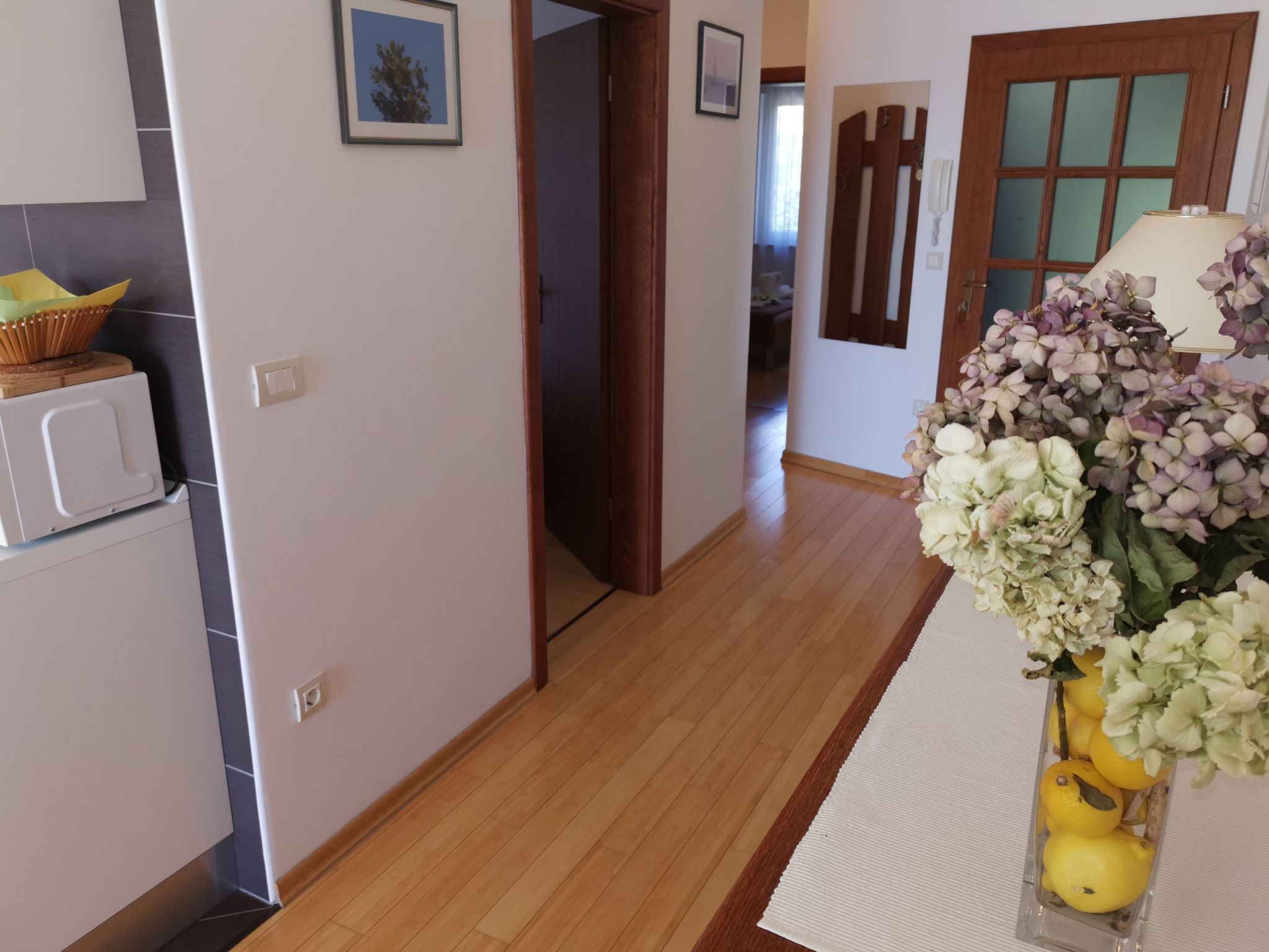 In Selce mit Balkon-Dedans