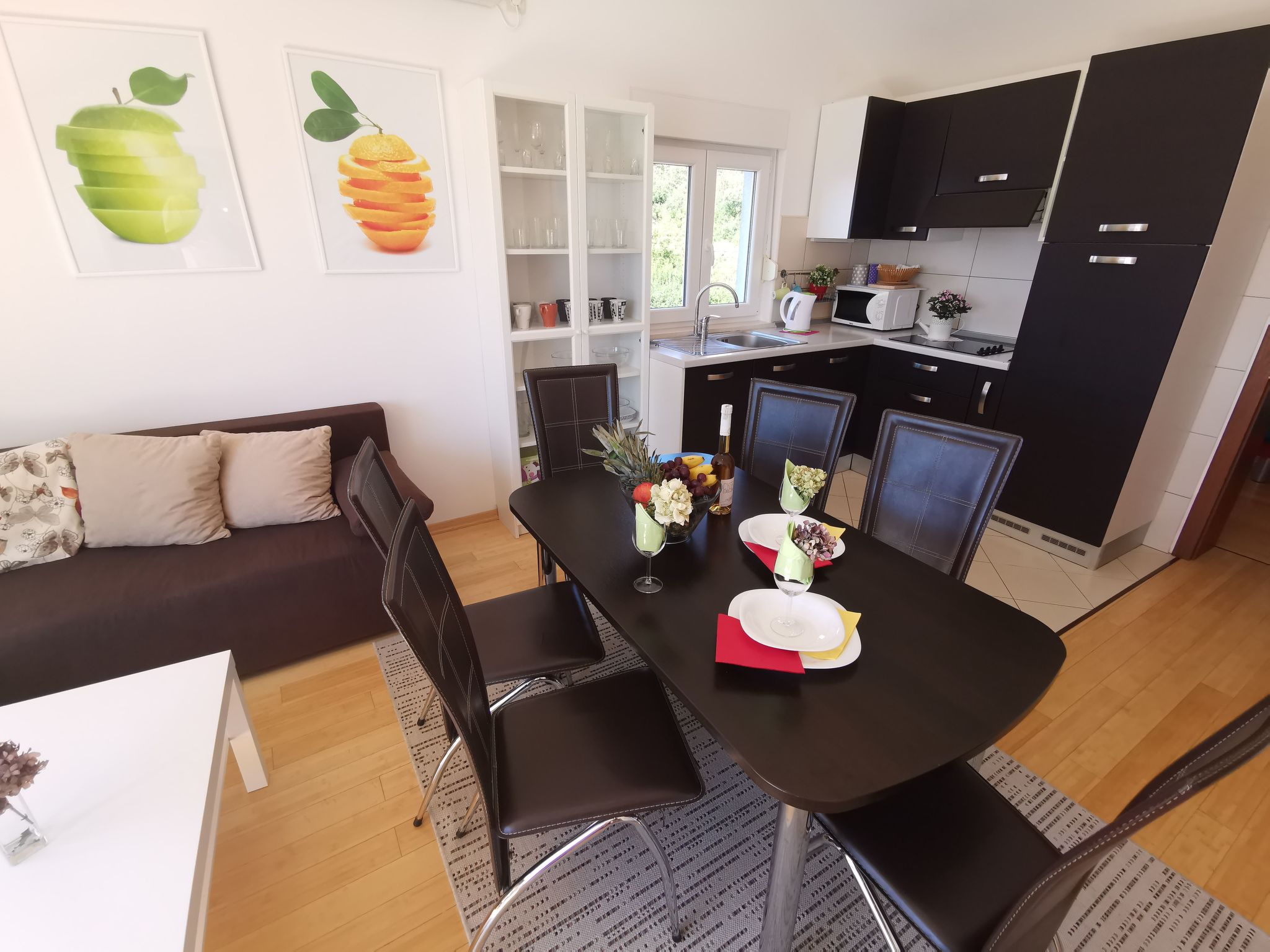 Wohnung für 6 Personen mit Terrasse und Meerblick-Dedans