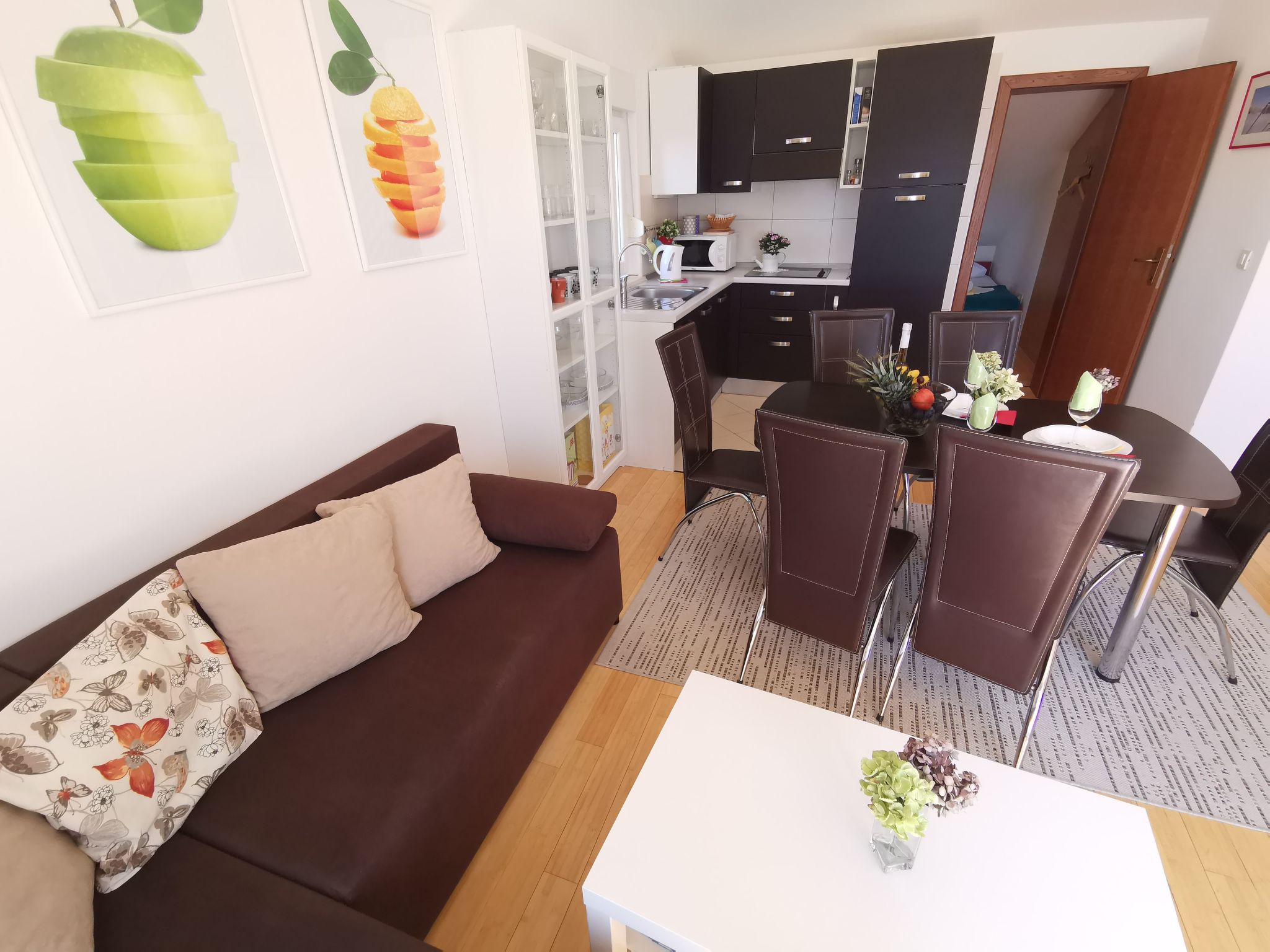 Wohnung für 6 Personen mit Terrasse und Meerblick-Dedans