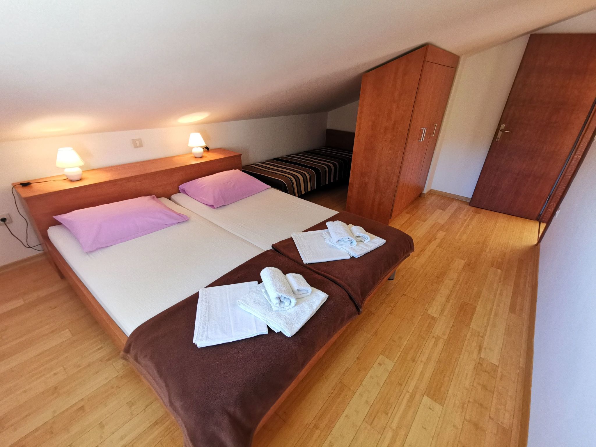 Wohnung für 6 Personen mit Terrasse und Meerblick-Dedans