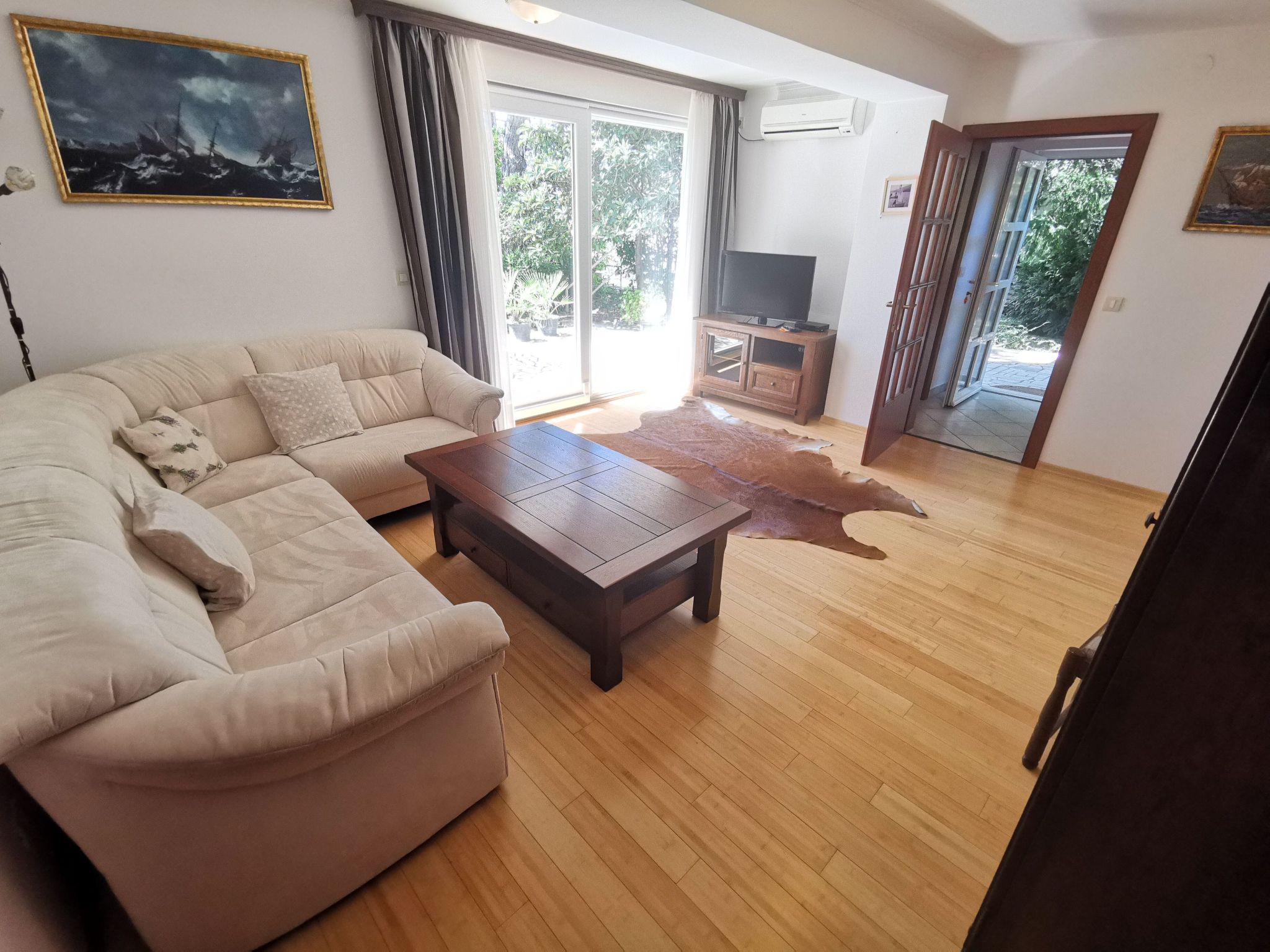 In Selce mit privatem Parkplatz-Dedans