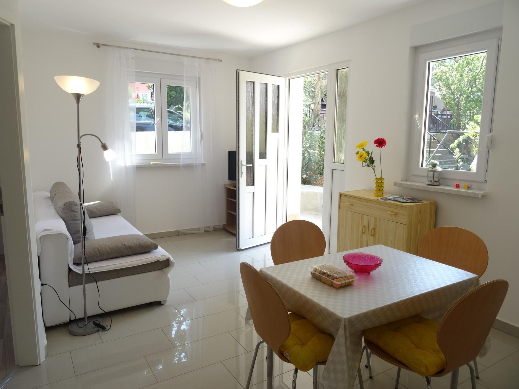 Aquamarine 2 mit Terrasse-Binnen