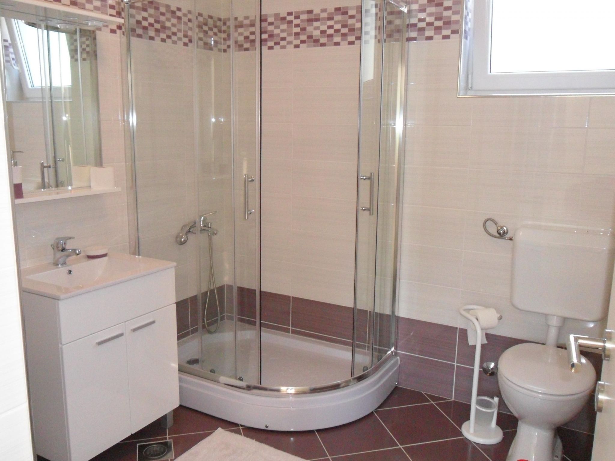 Aquamarine 2 mit Terrasse-Binnen