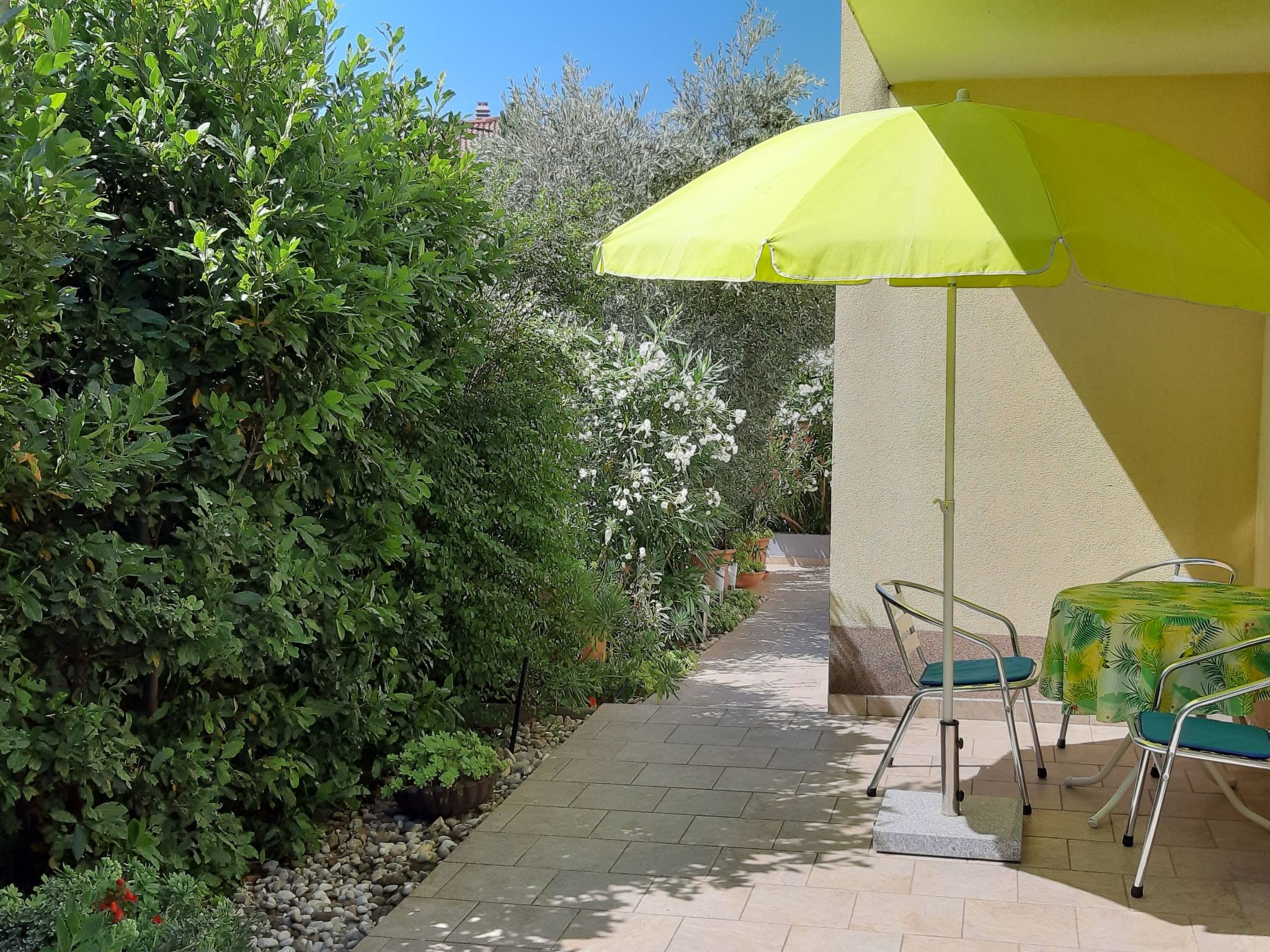 Aquamarine 2 mit Terrasse-Binnen