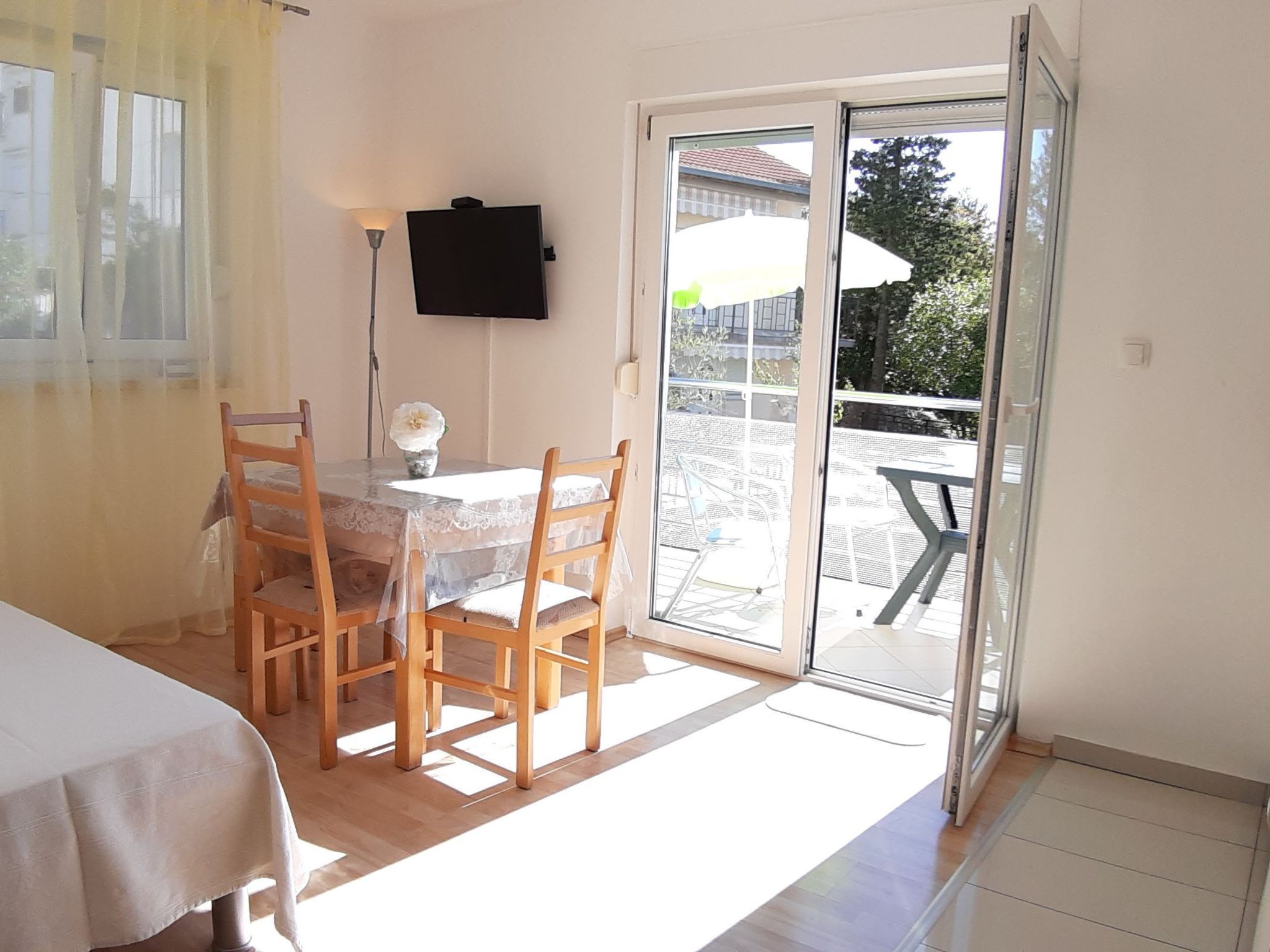 Mit Balkon für drei Personen-Binnen