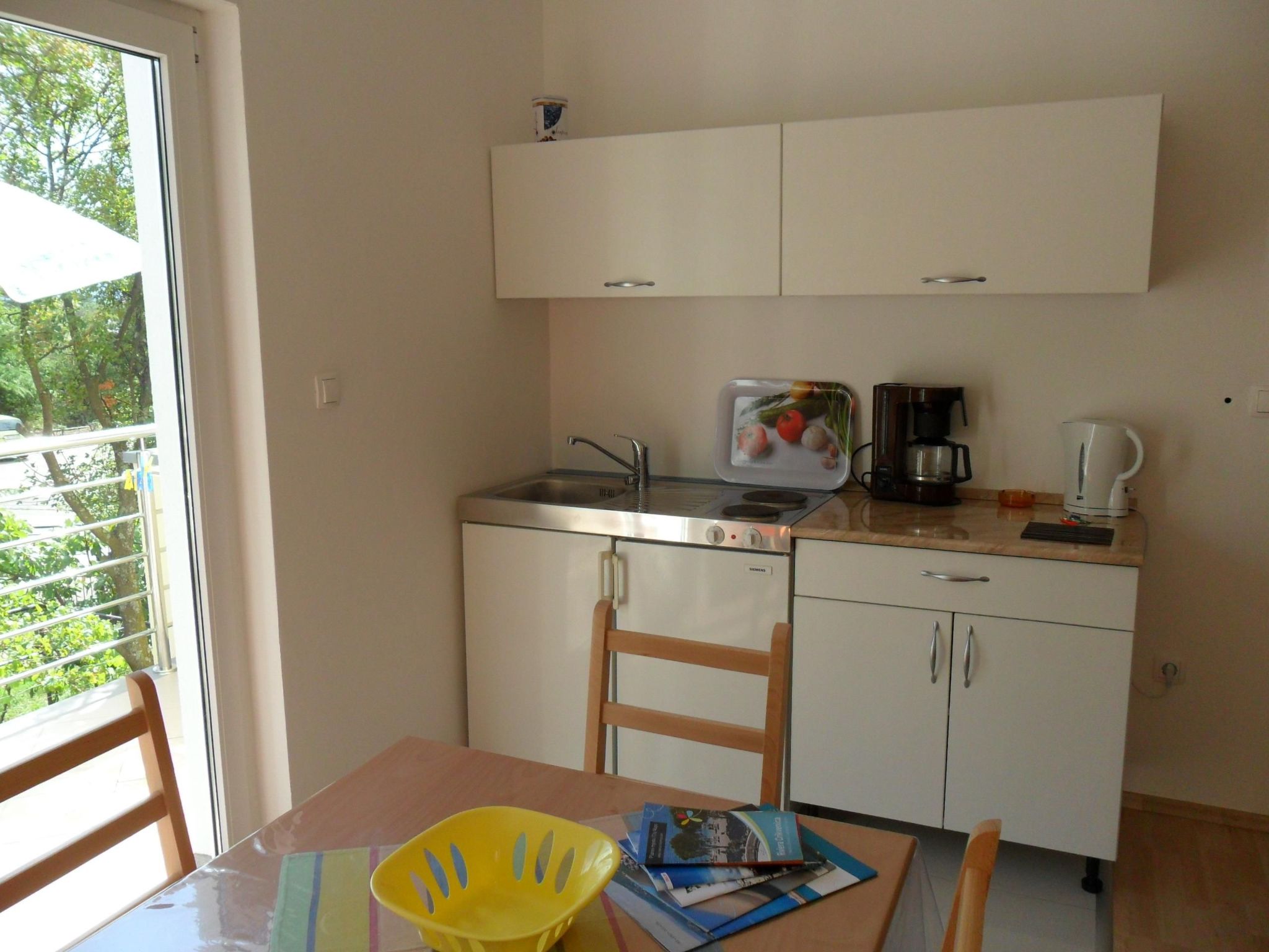 Mit Balkon für drei Personen-Binnen